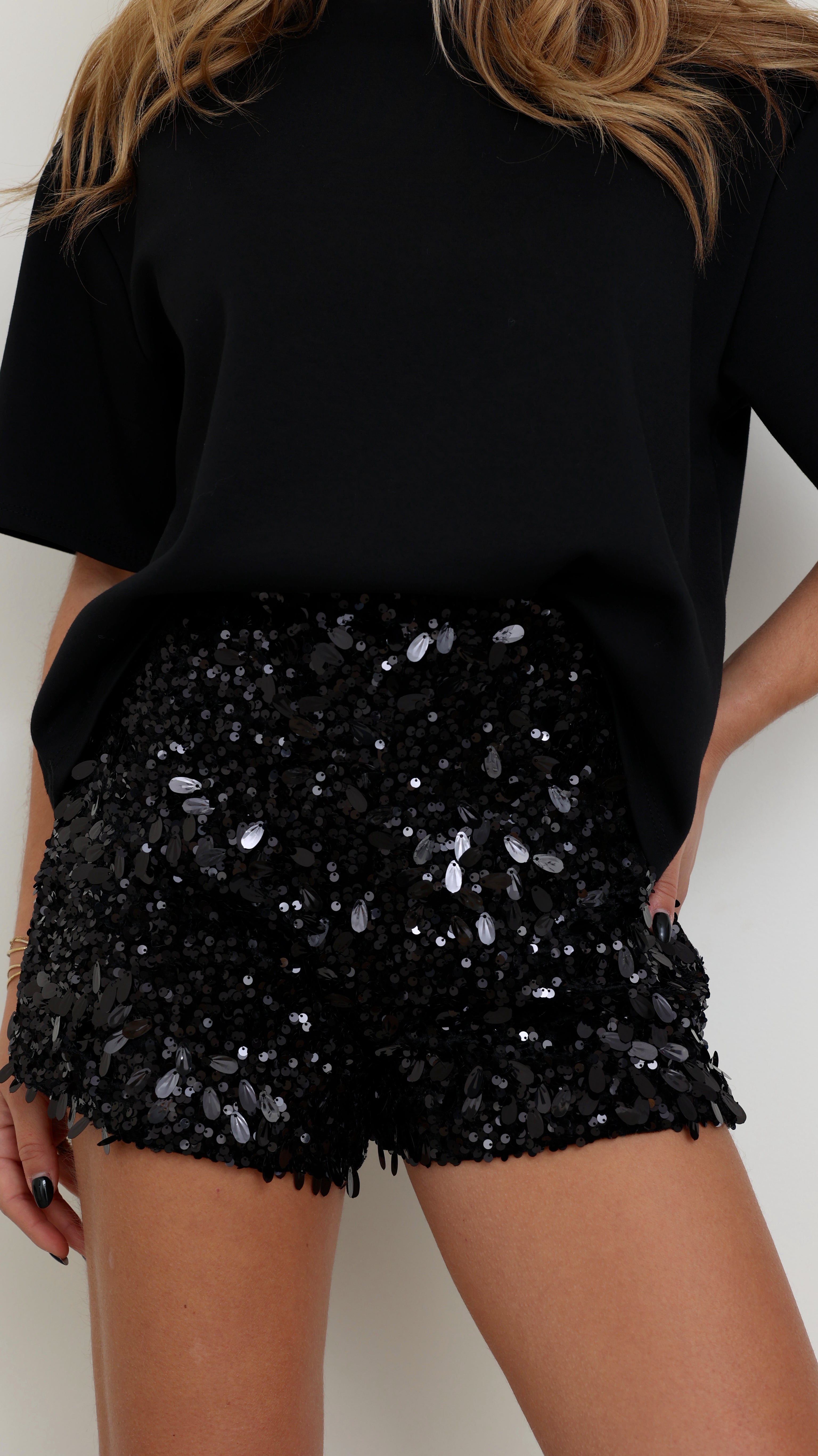 PANTALONES CORTOS BELLA - NEGROS