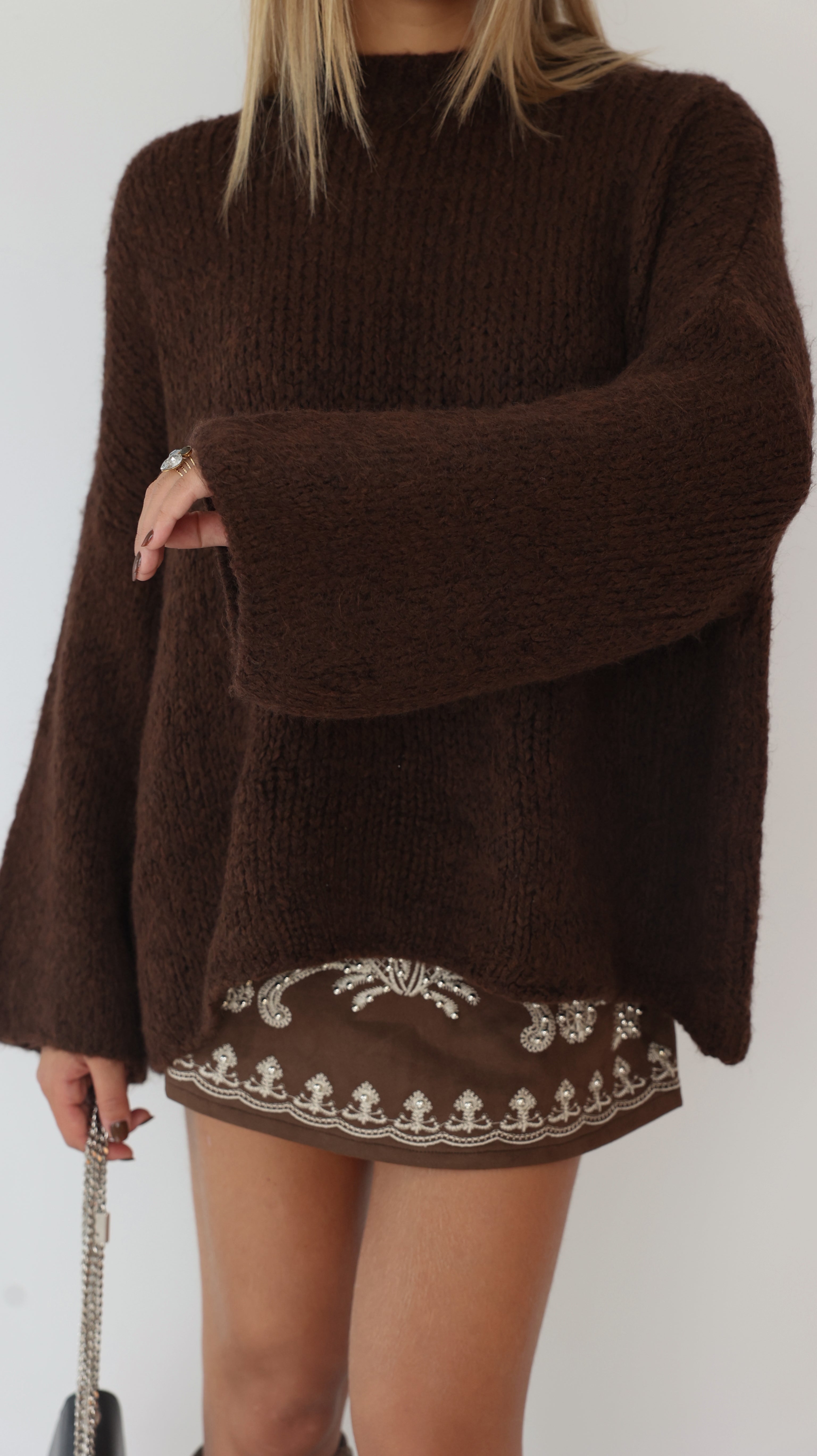 OREA SWEATER - BROWN