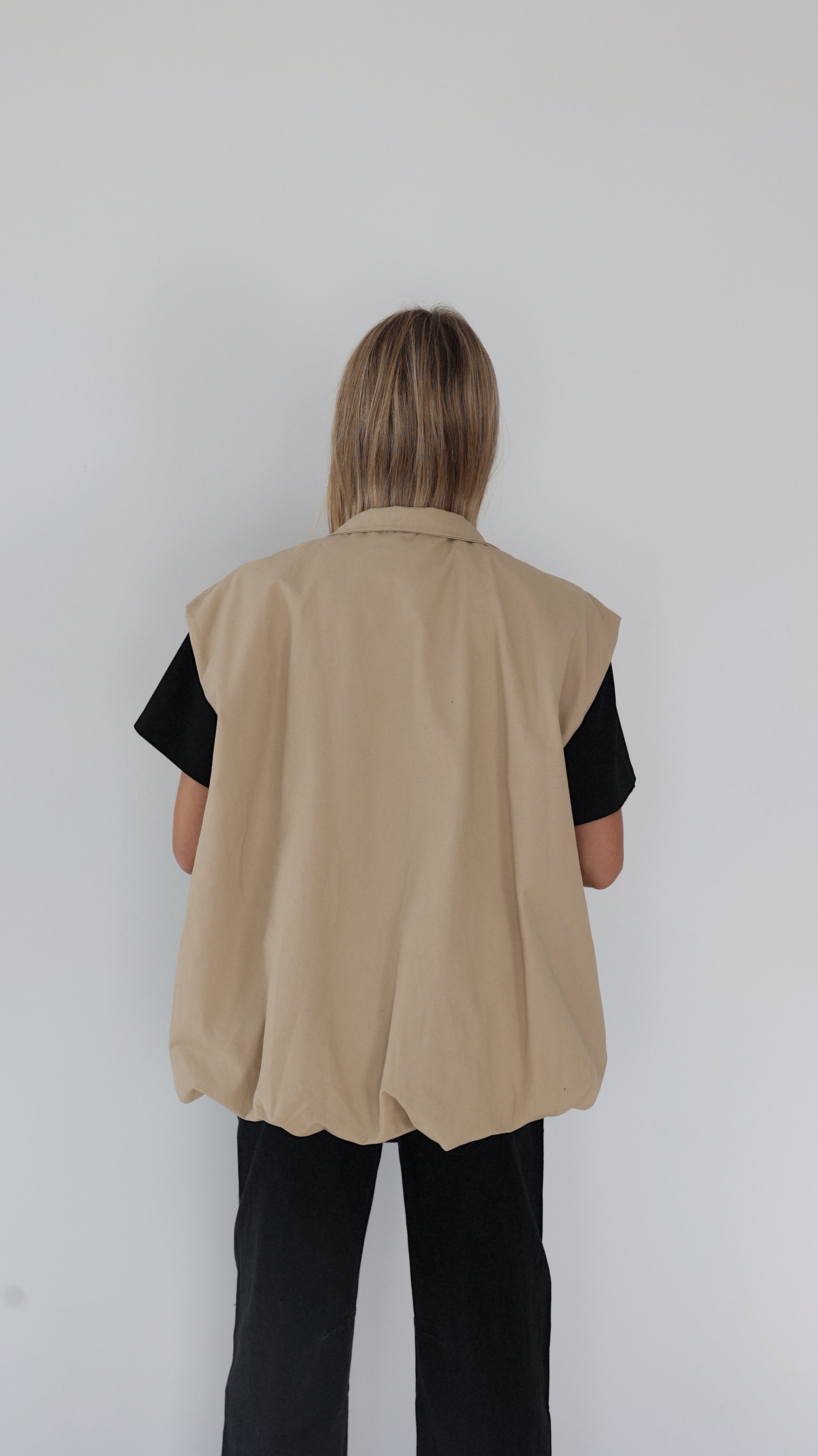 VESTE SANS MANCHES NOHOLIA