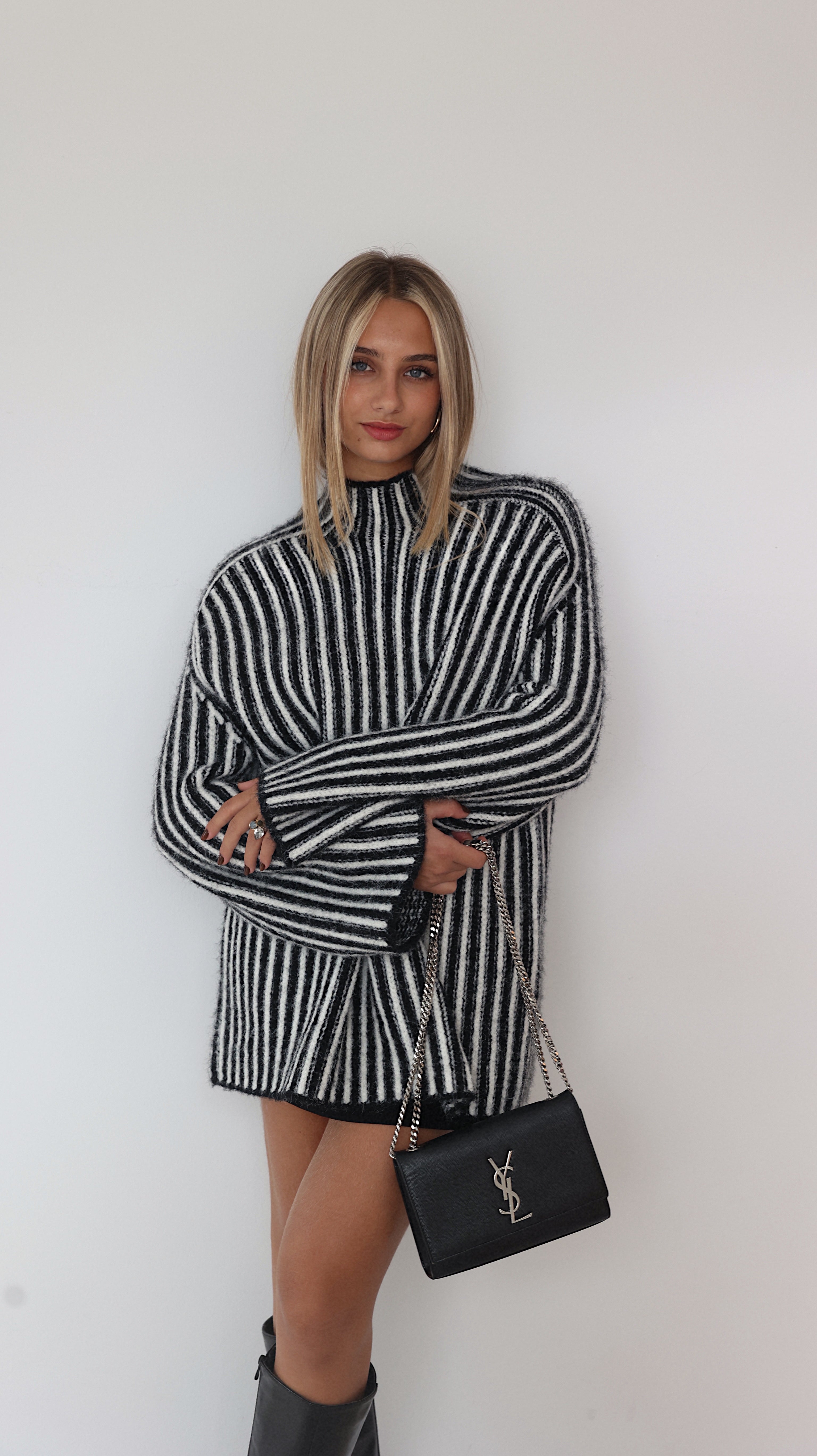 SUÉTER SIN MANGAS NOLA - CRUDO