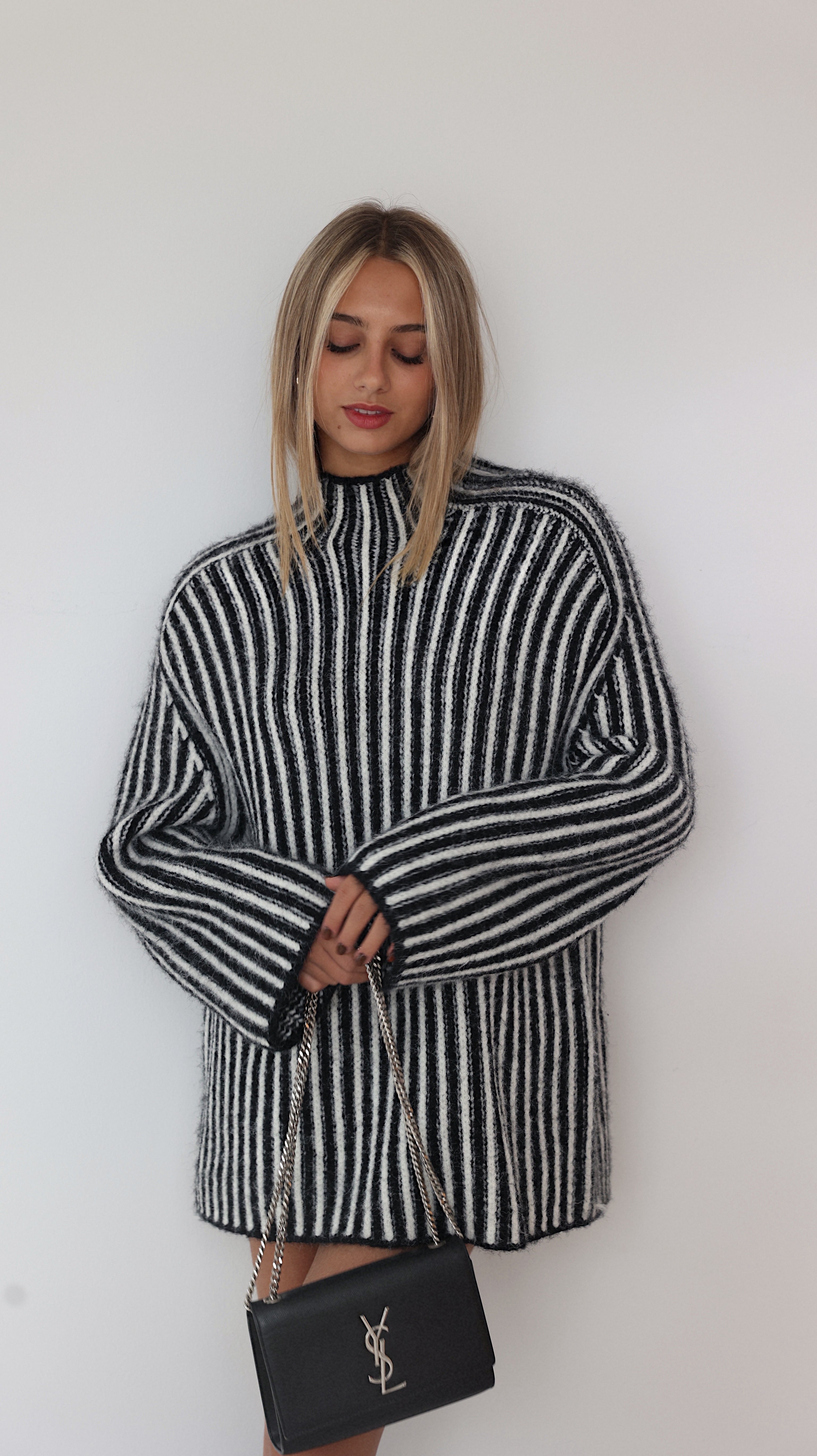 SUÉTER SIN MANGAS NOLA - CRUDO