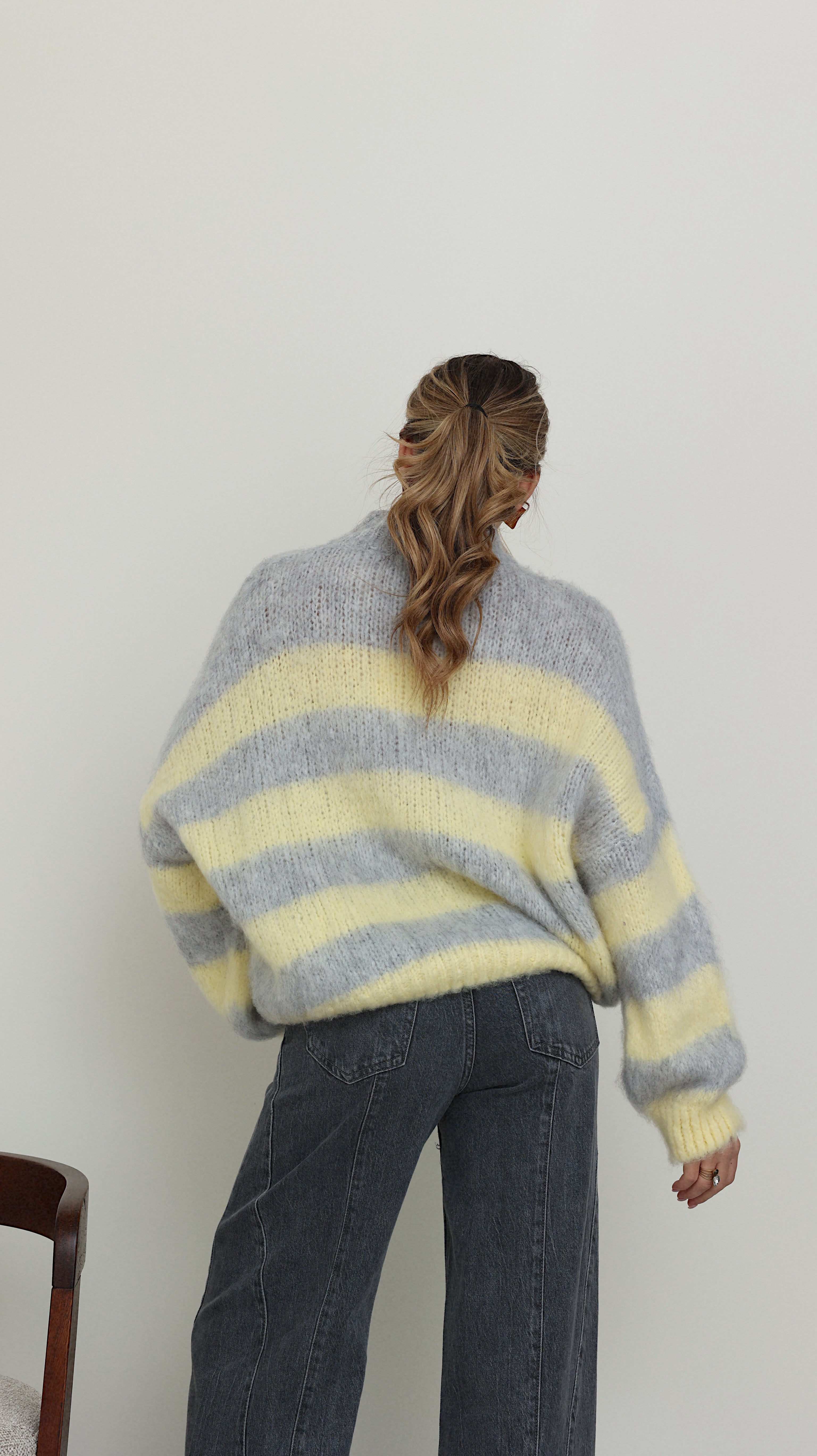PULL AVA - JAUNE ET GRIS