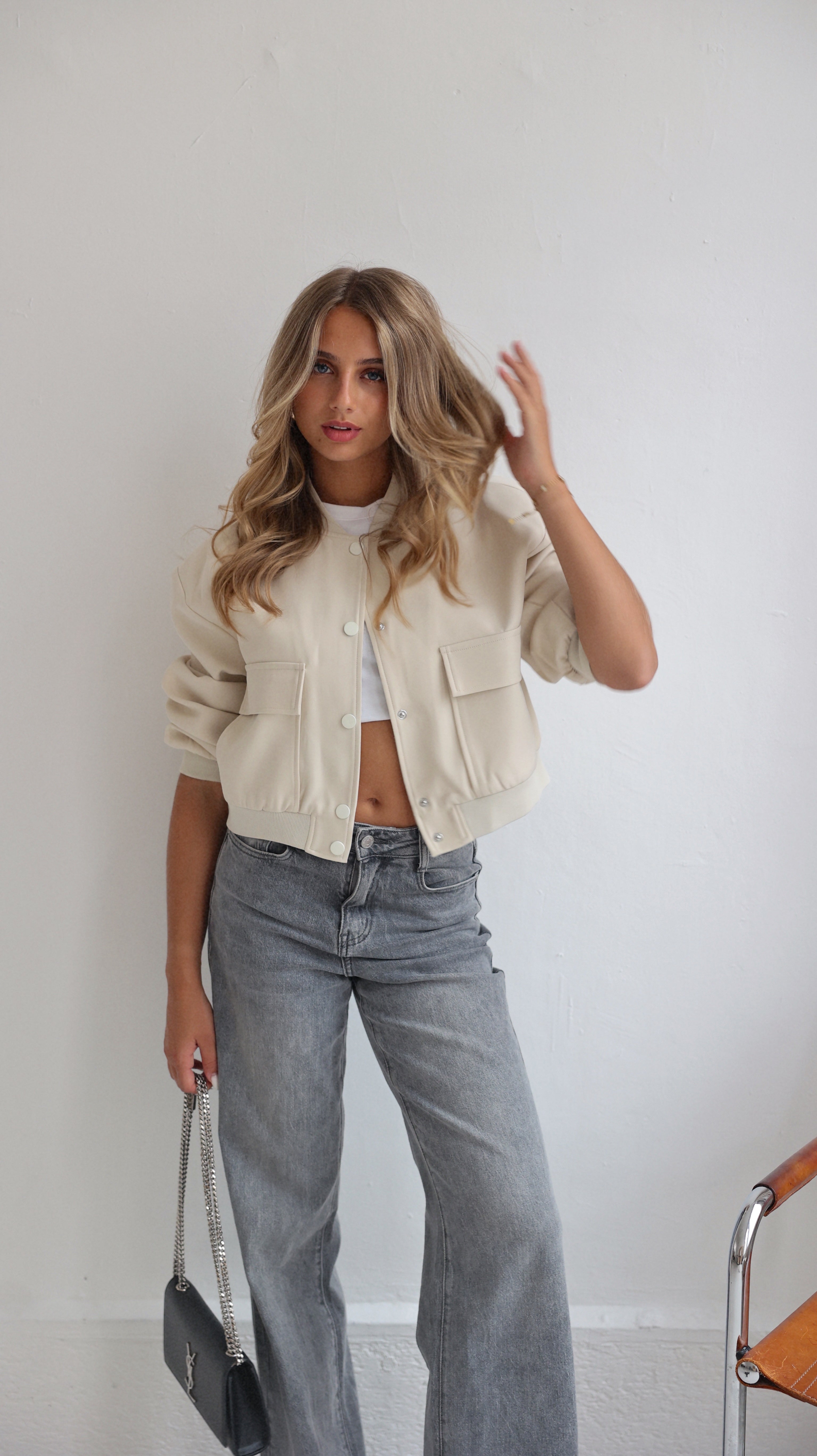 ALIZEE BOMBER JACKET - BEIGE