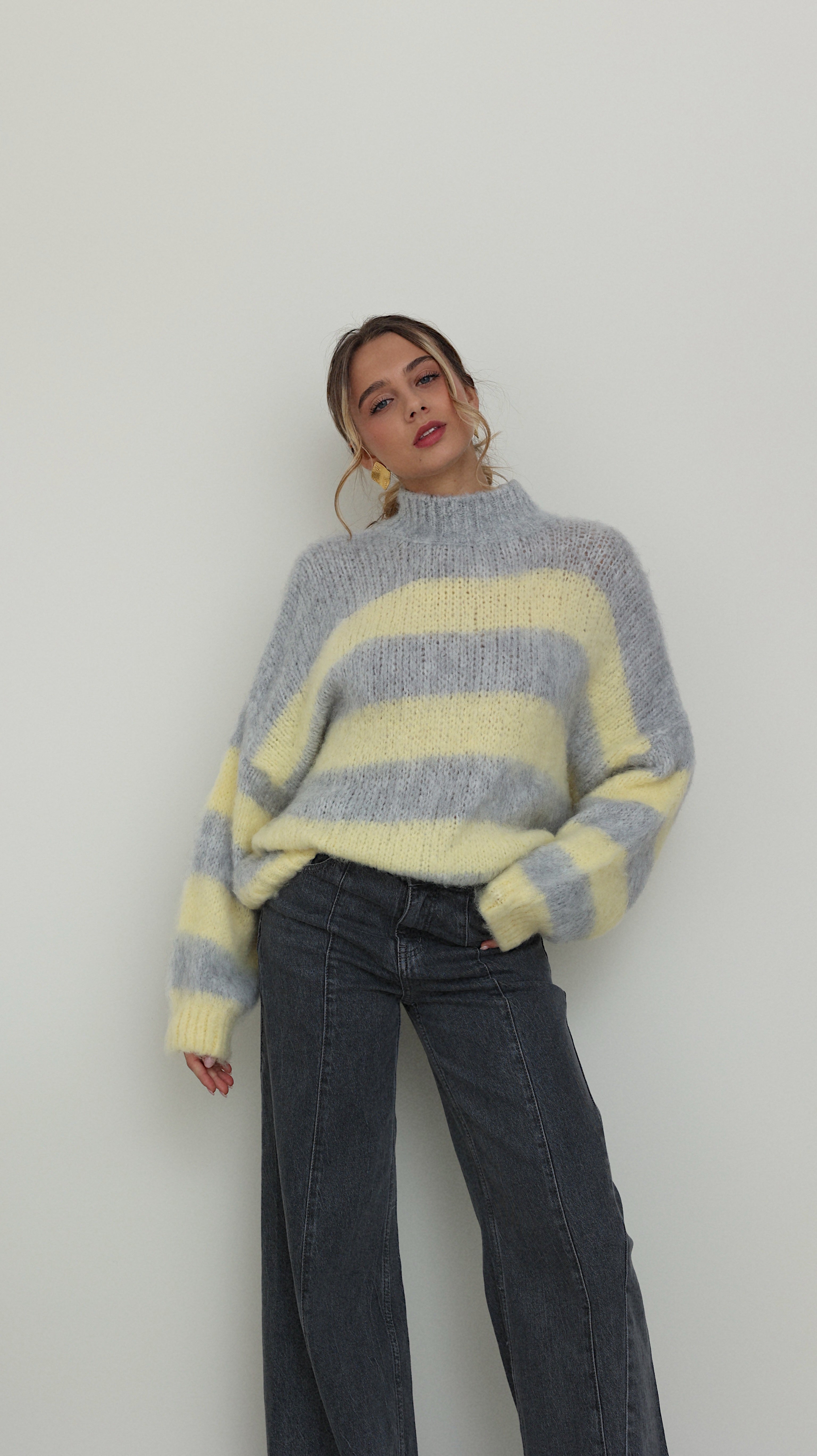 PULL AVA - JAUNE ET GRIS