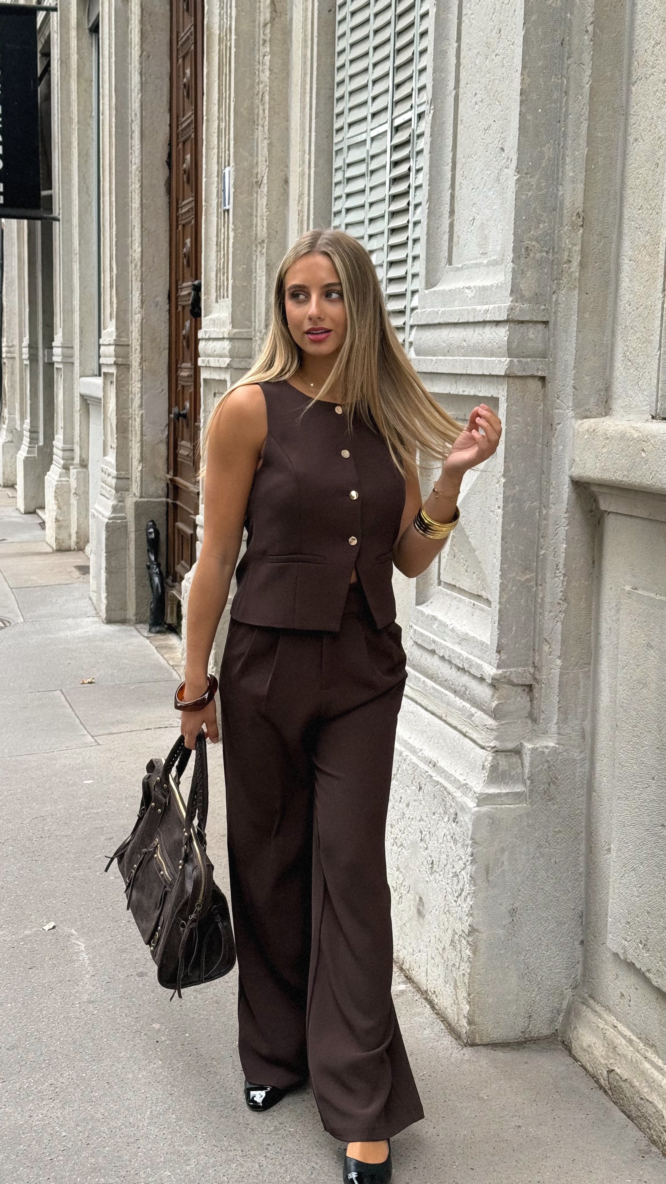 CONJUNTO ELINA - CHOCOLATE