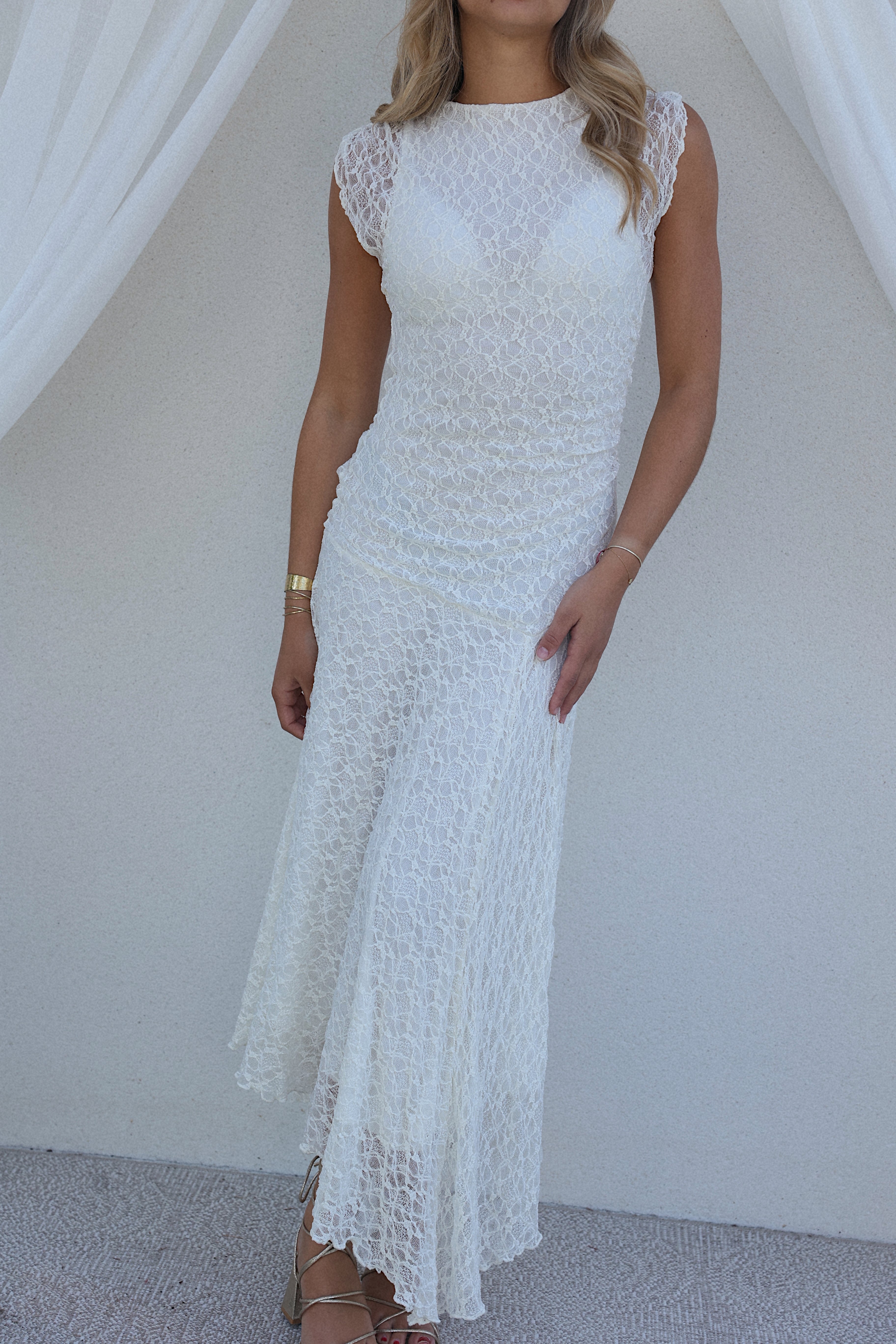 VESTIDO MANDIE - CRUDO