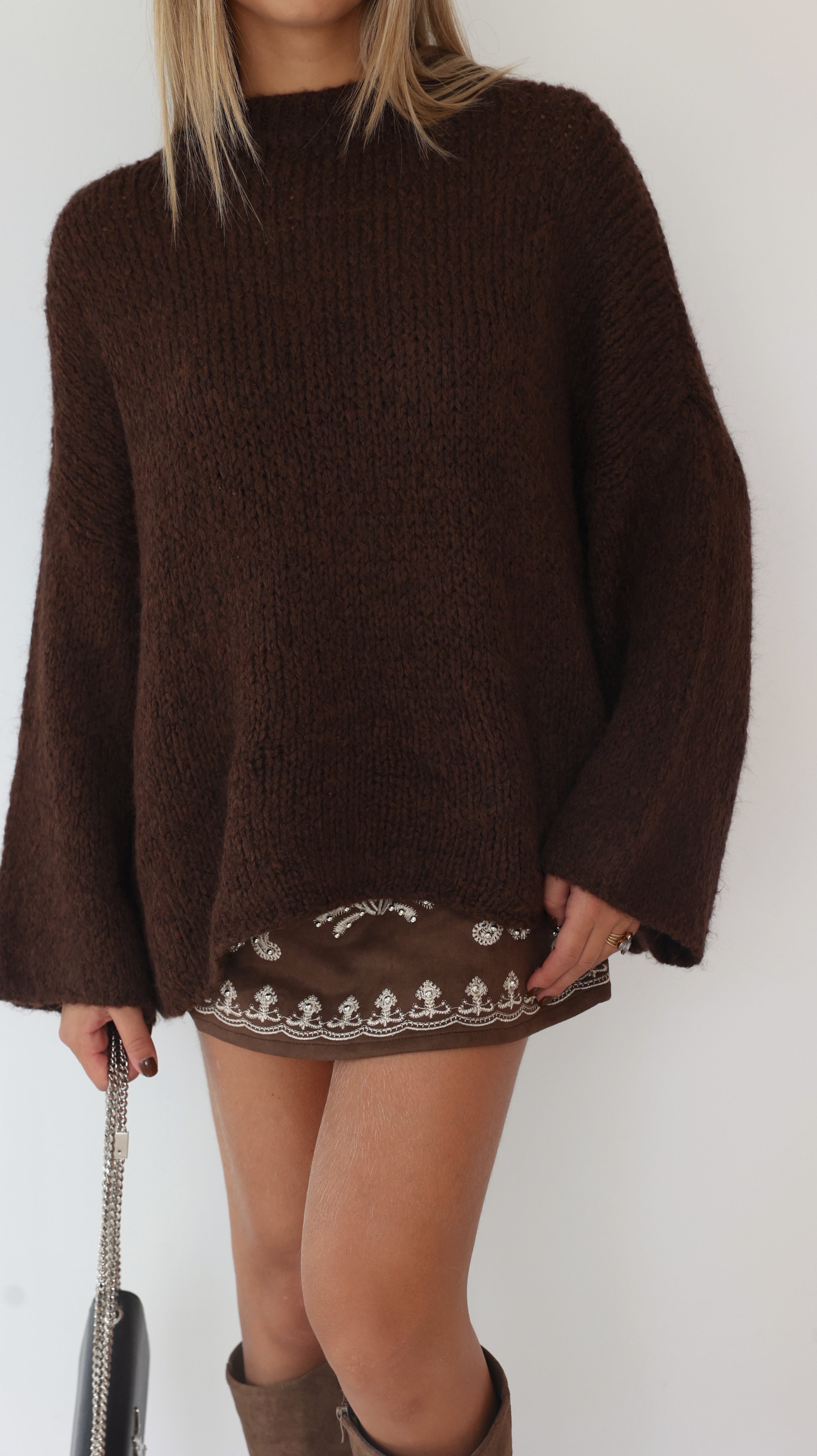 OREA SWEATER - BROWN