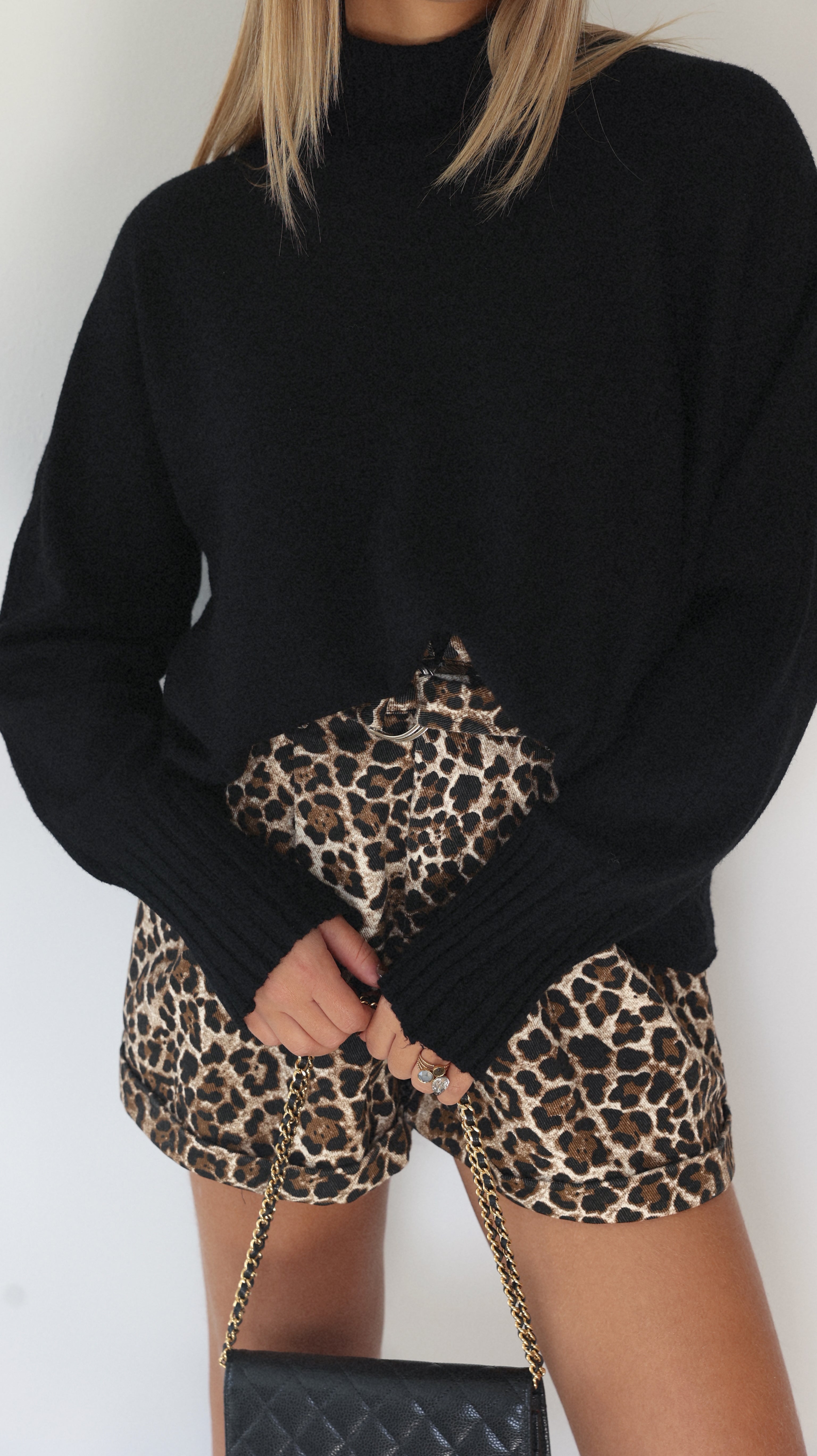 ARIA SWEATER - BLACK