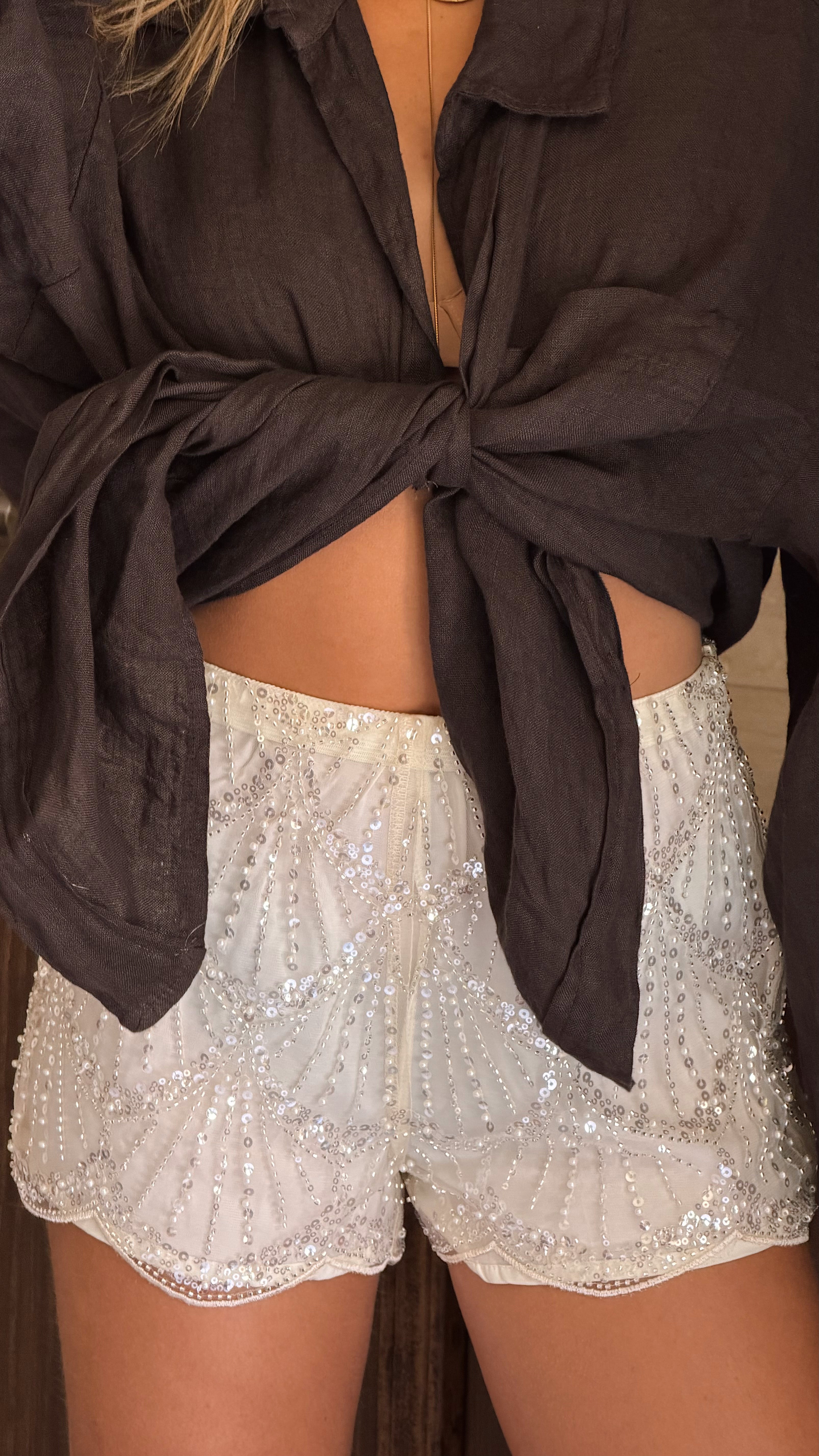 SHORT SIRA - BEIGE