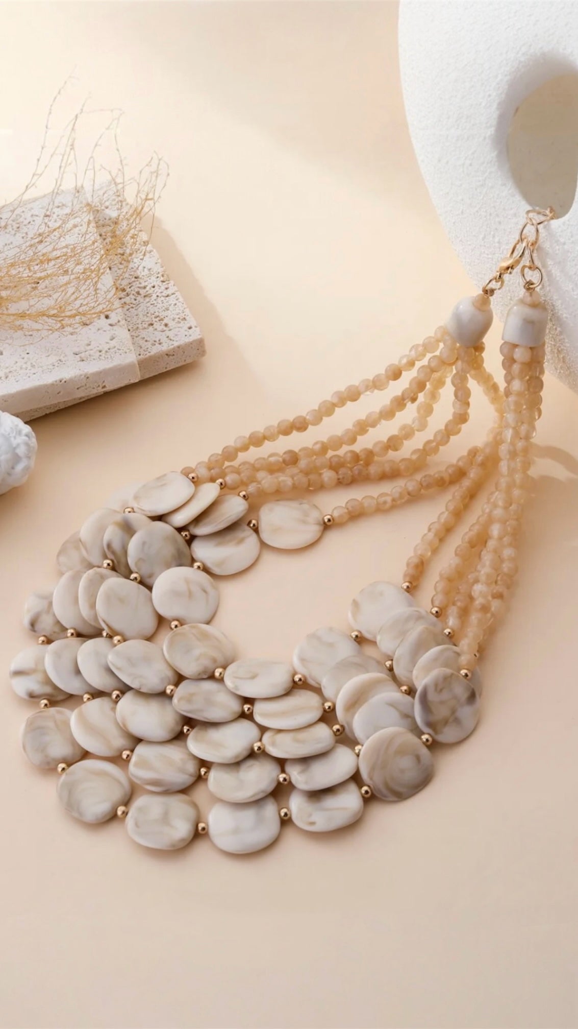 IRIDESCENT NECKLACE