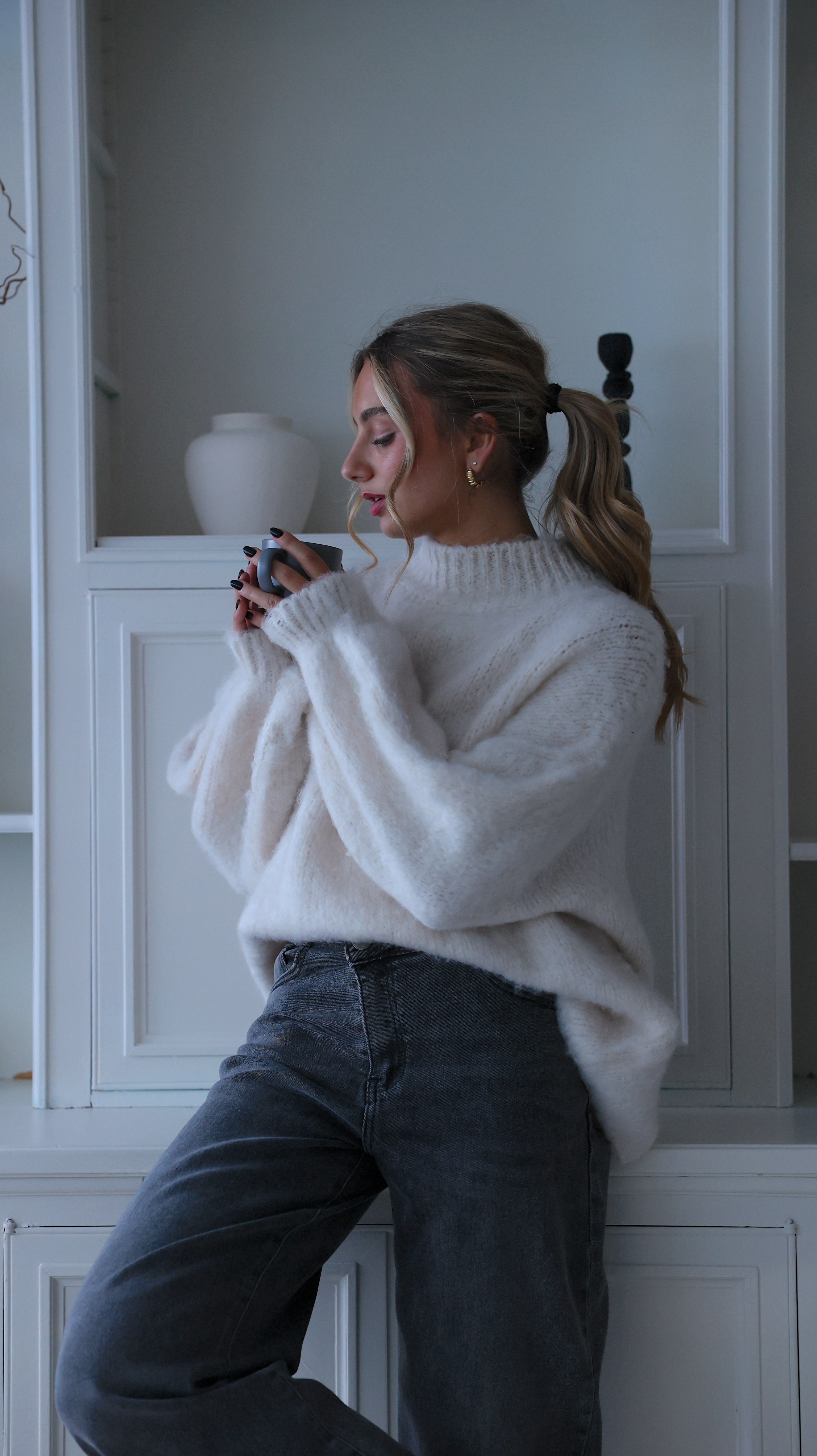 NELIA SWEATER - WHITE