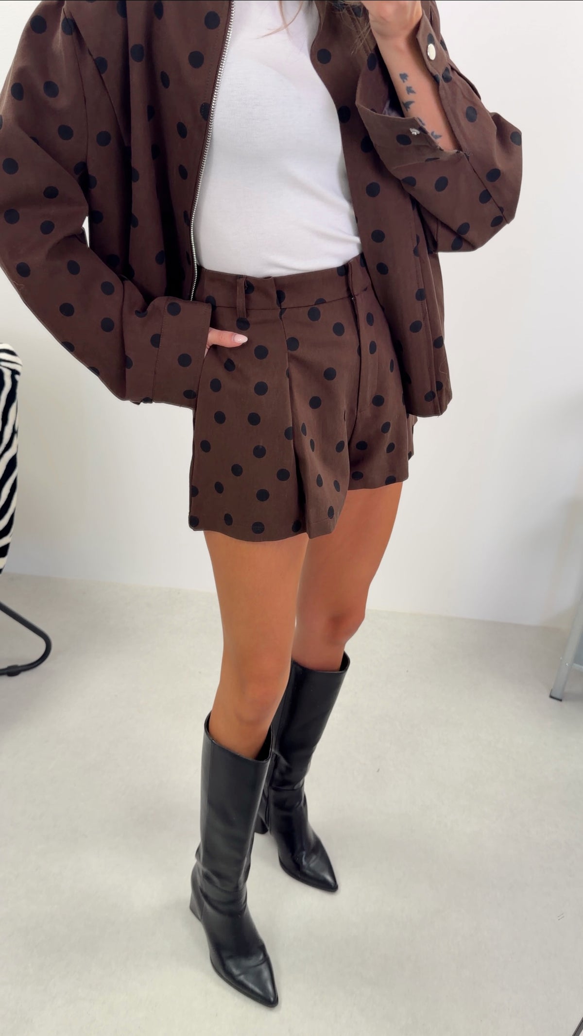 SHORT LOUISE - CHOCO