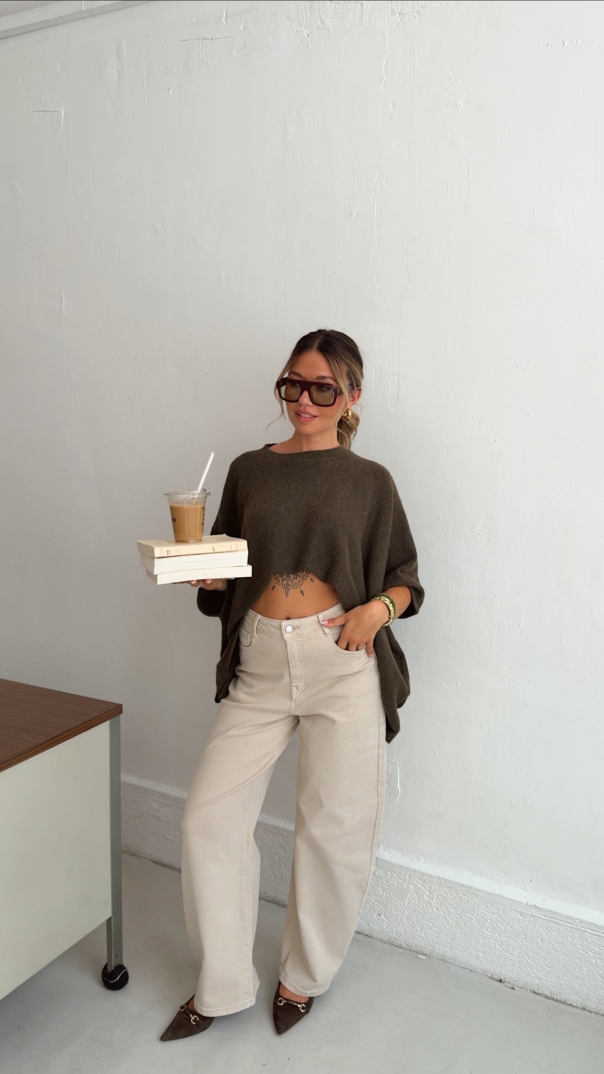 PULL ANOUCK - KAKI