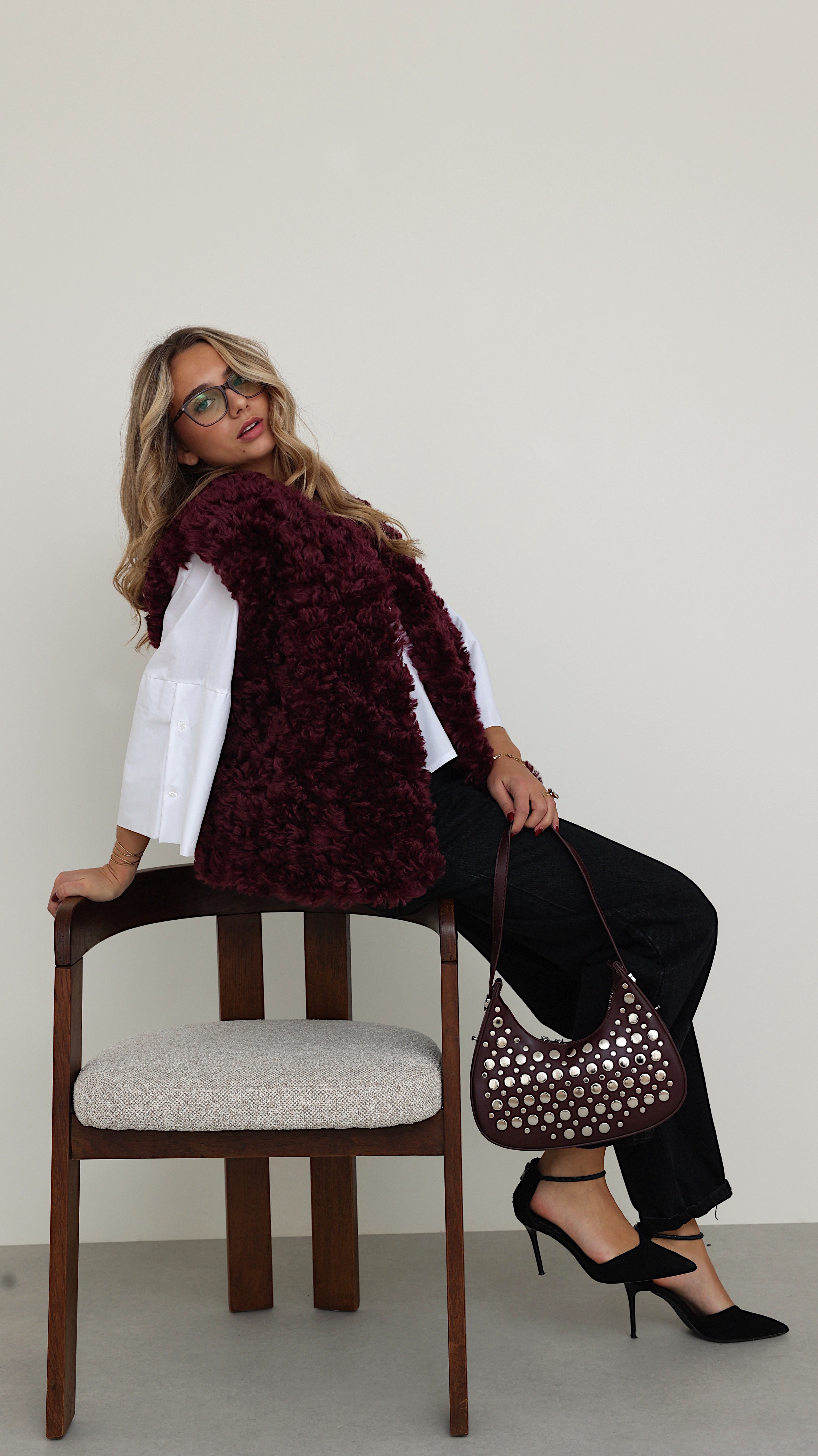 CHAQUETA SIN MANGAS ALBA - BURDEOS