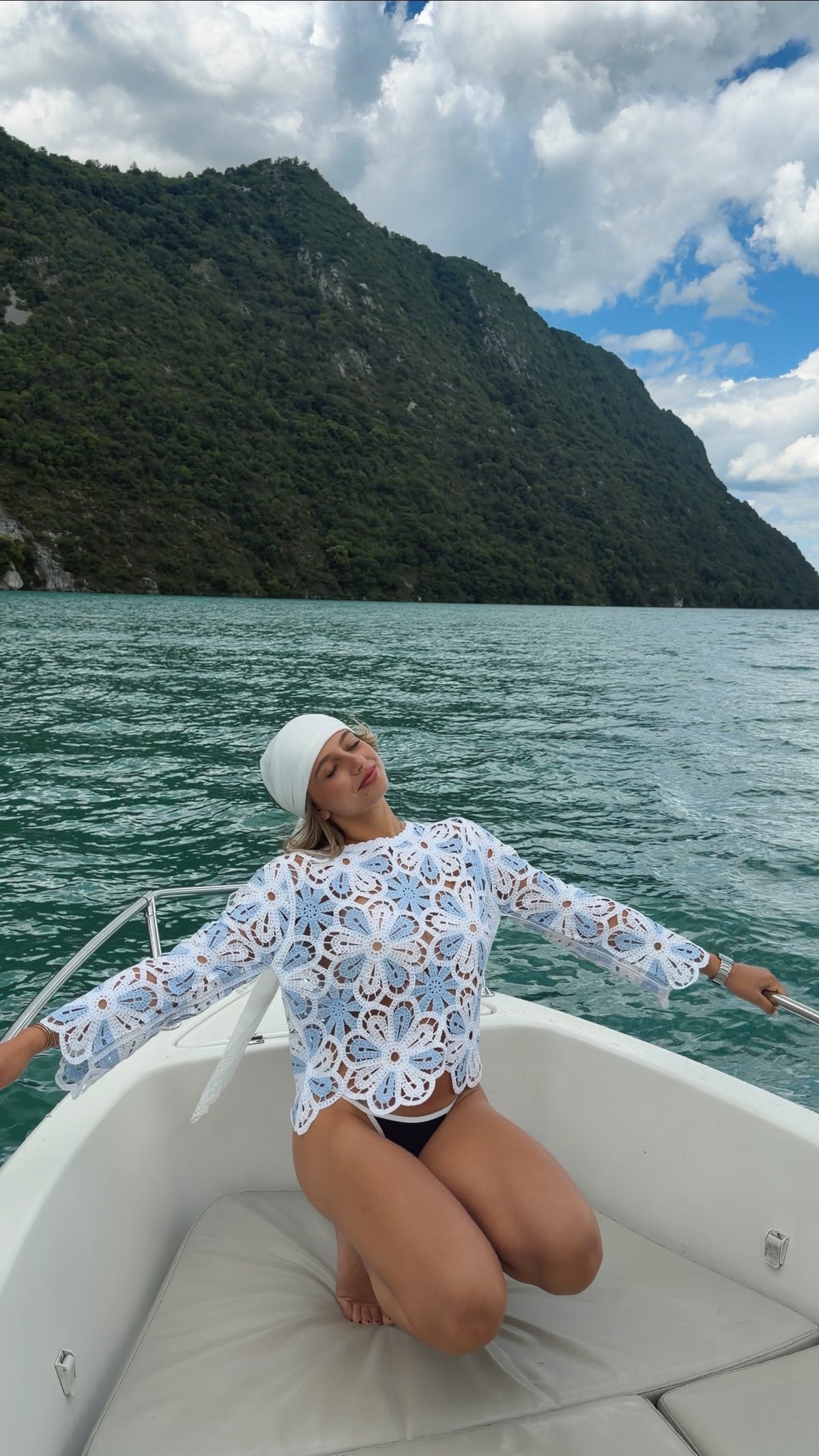 MOREA BLOUSE - BLUE