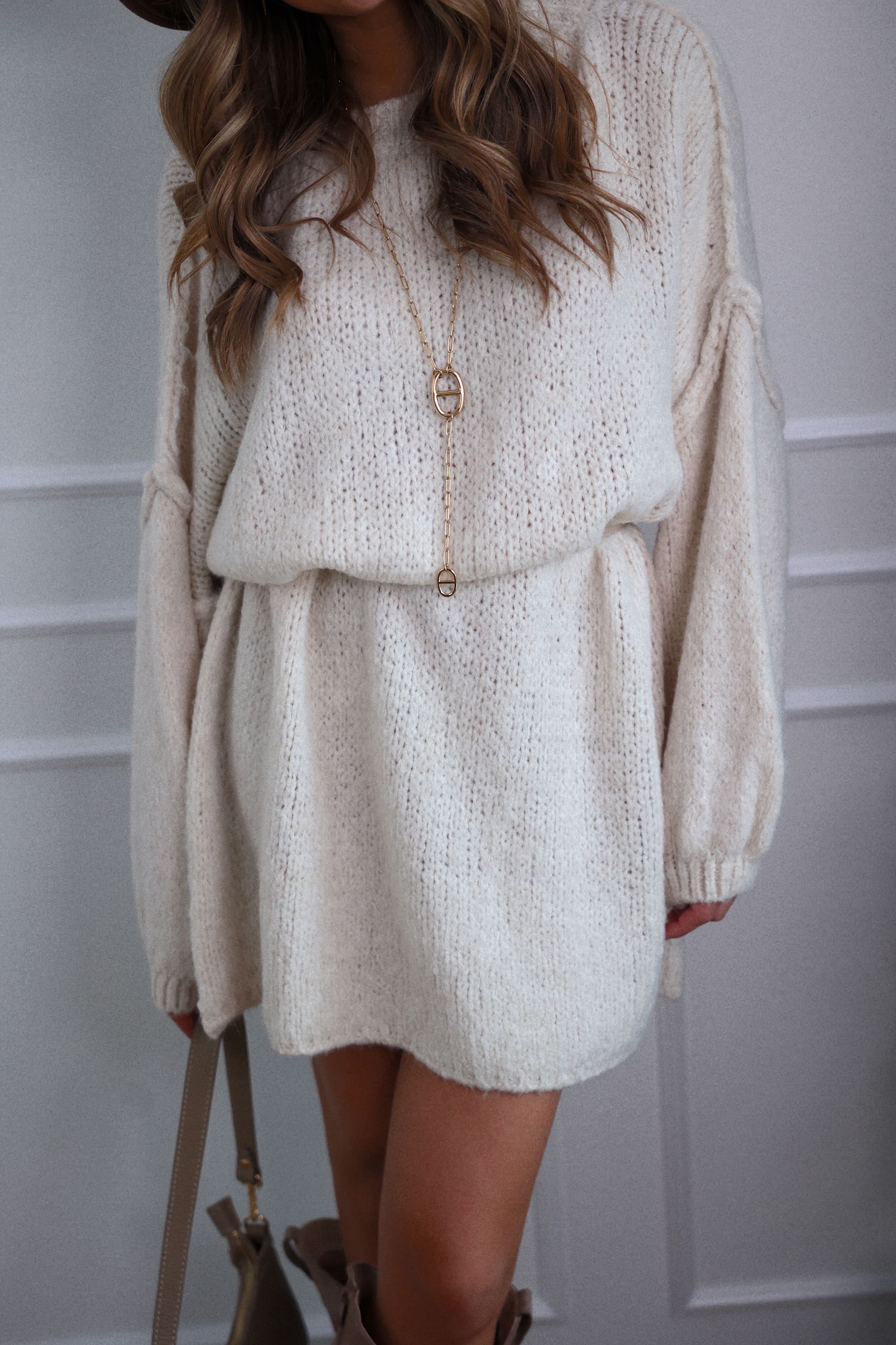 ROBE PULL LOU - BEIGE