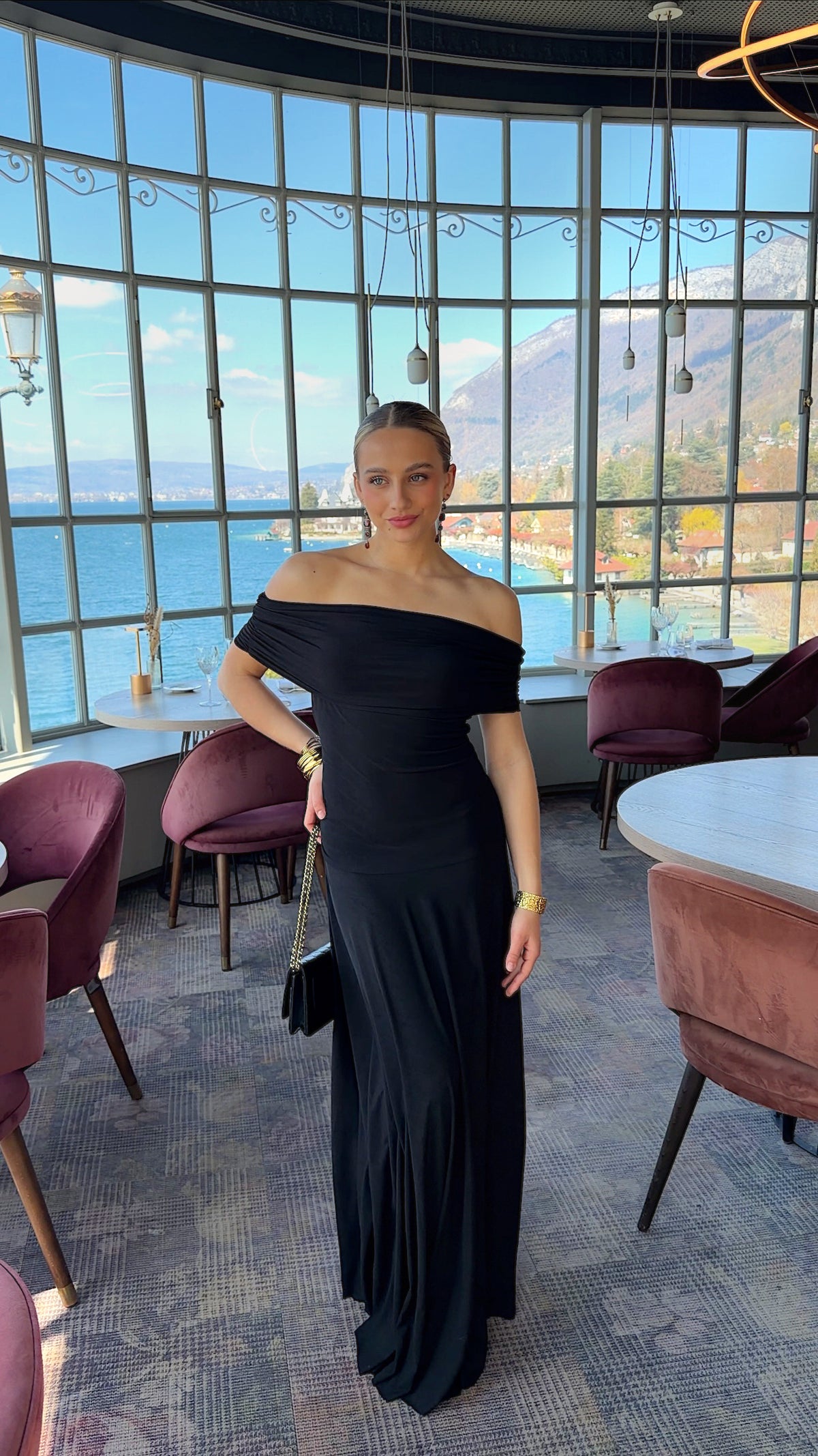 IRIS DRESS - BLACK