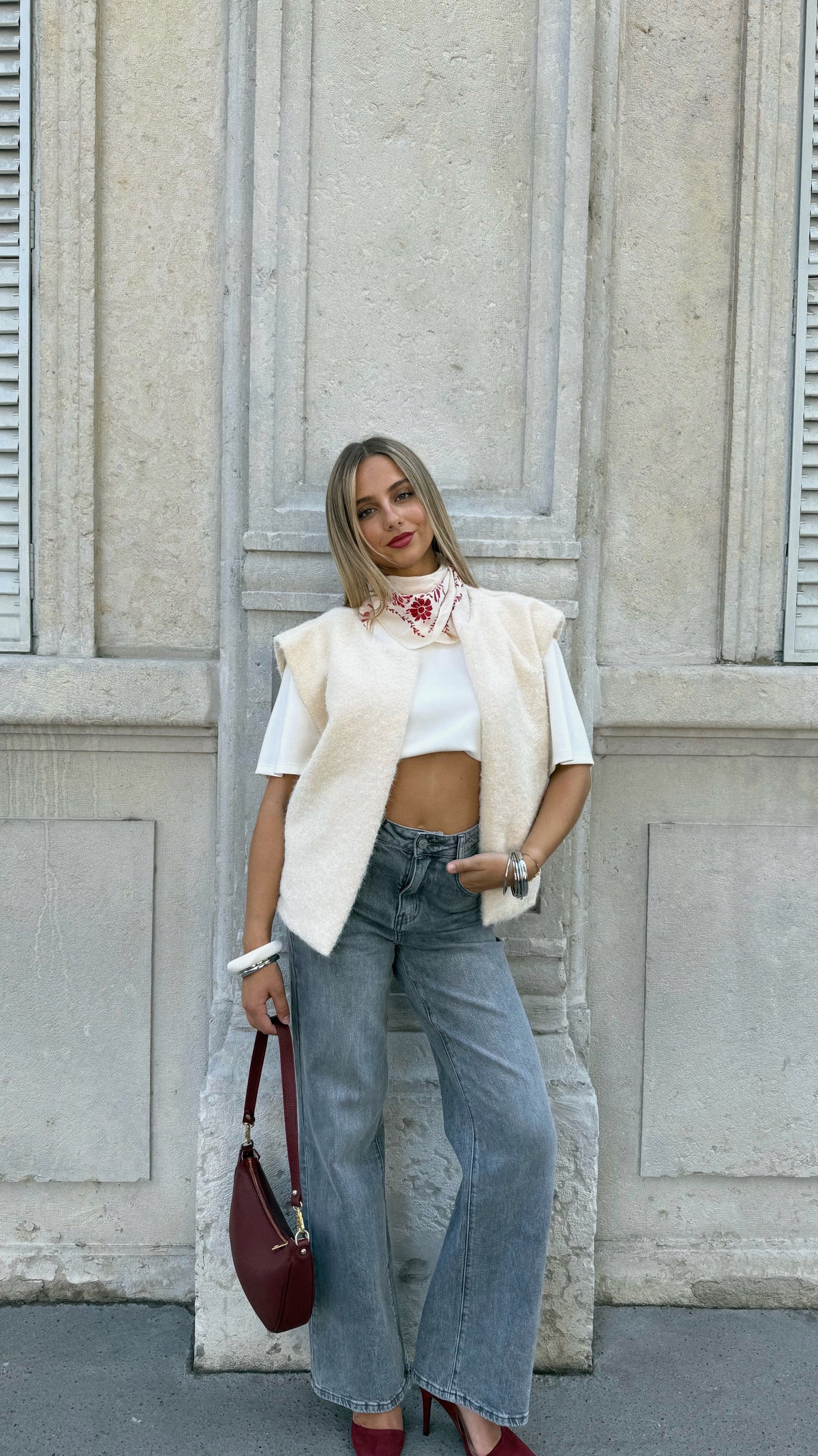 ABIE SLEEVELESS JACKET - ECRU