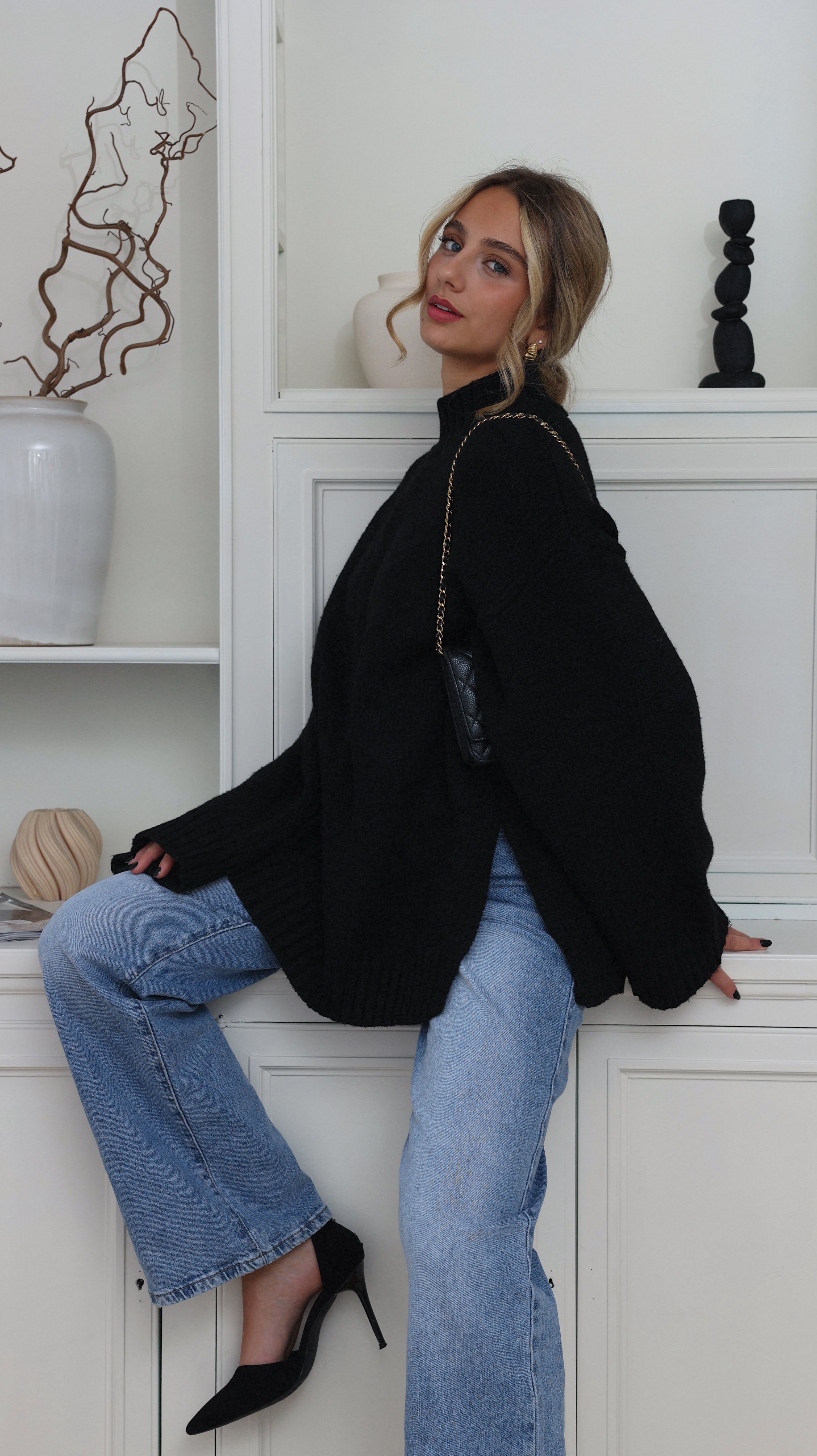 ZORA PULLOVER - BLACK