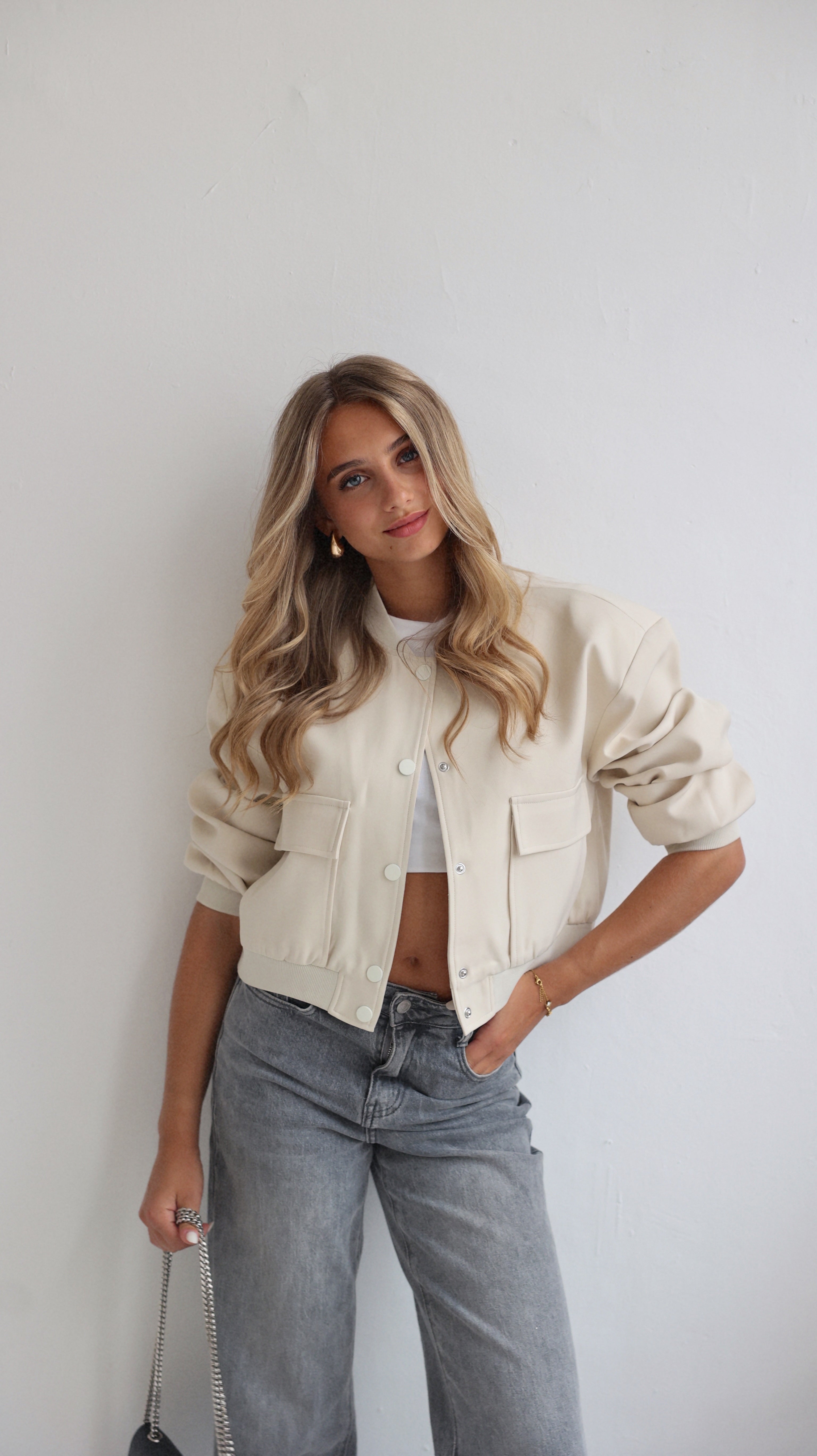 ALIZEE BOMBER JACKET - BEIGE