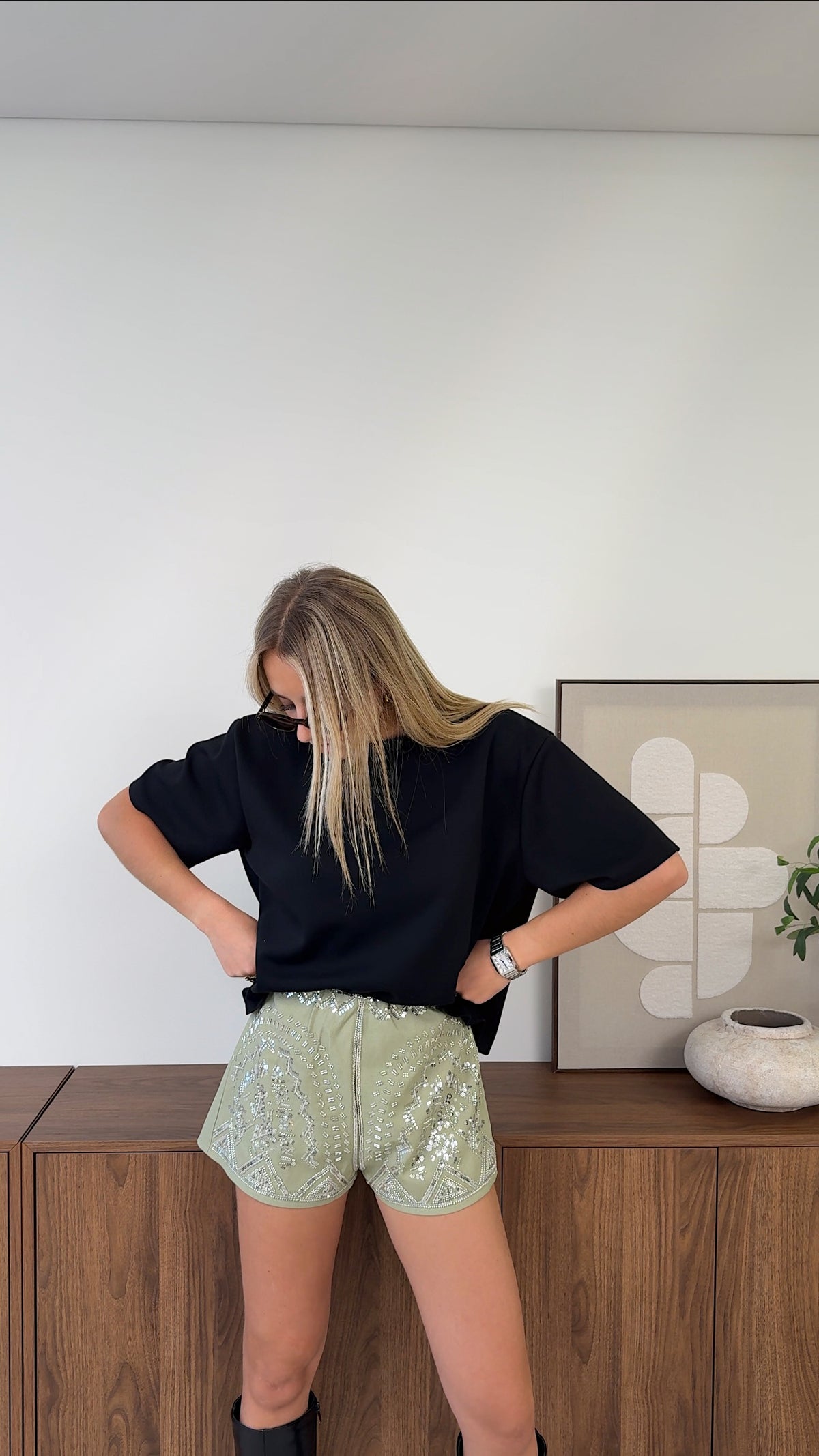 SHORT LOREN - VERT OLIVE