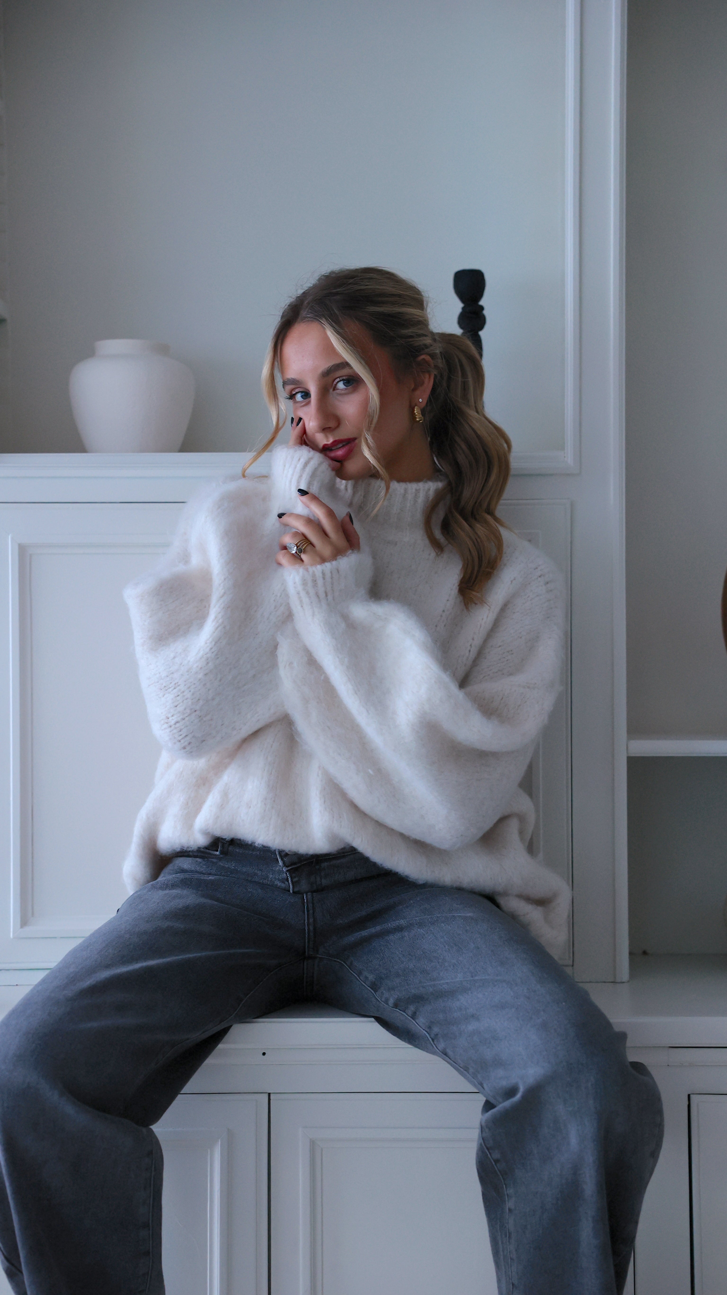 NELIA SWEATER - WHITE