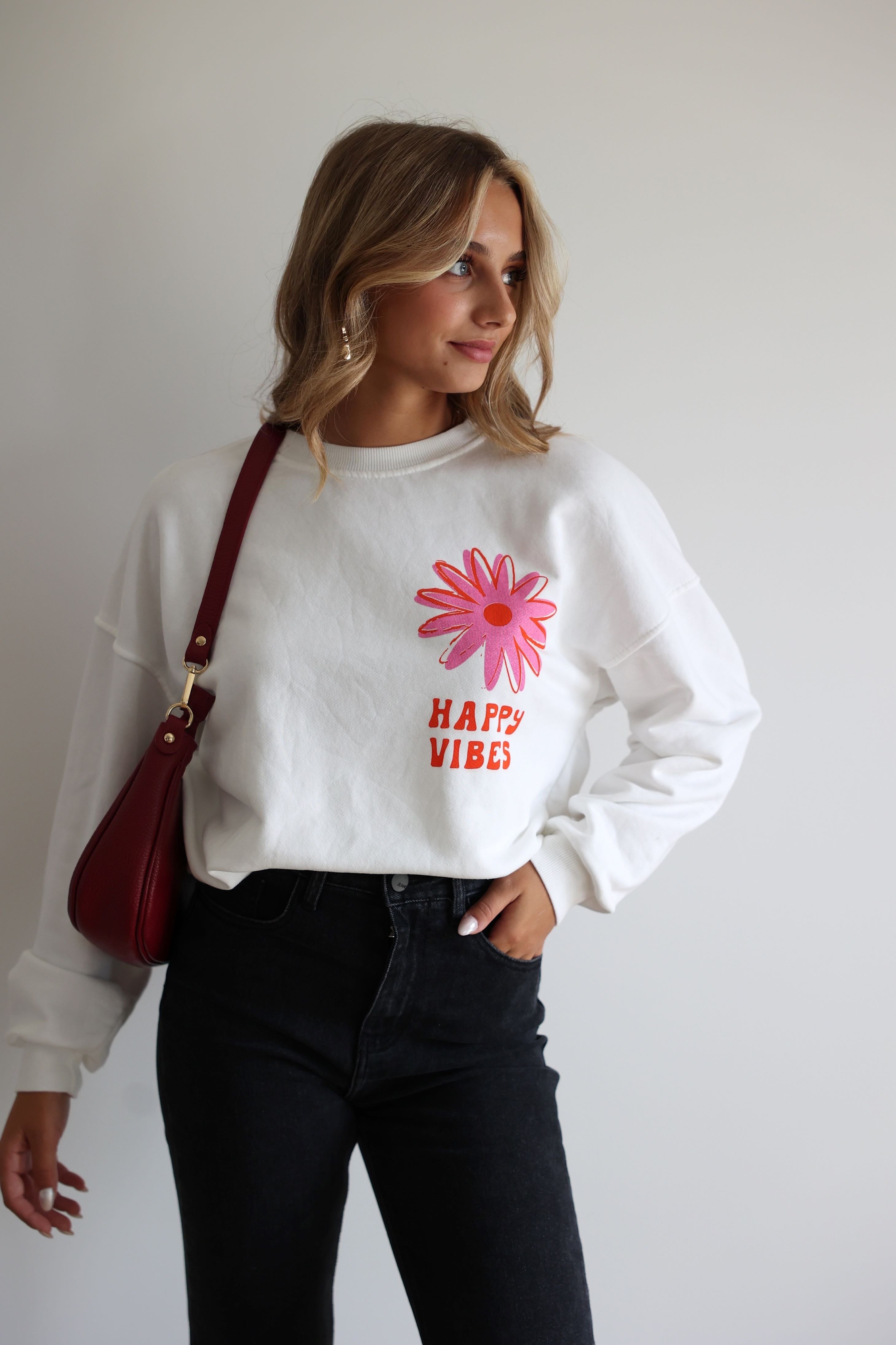 HAPPY VIBES SWEATSHIRT - WHITE