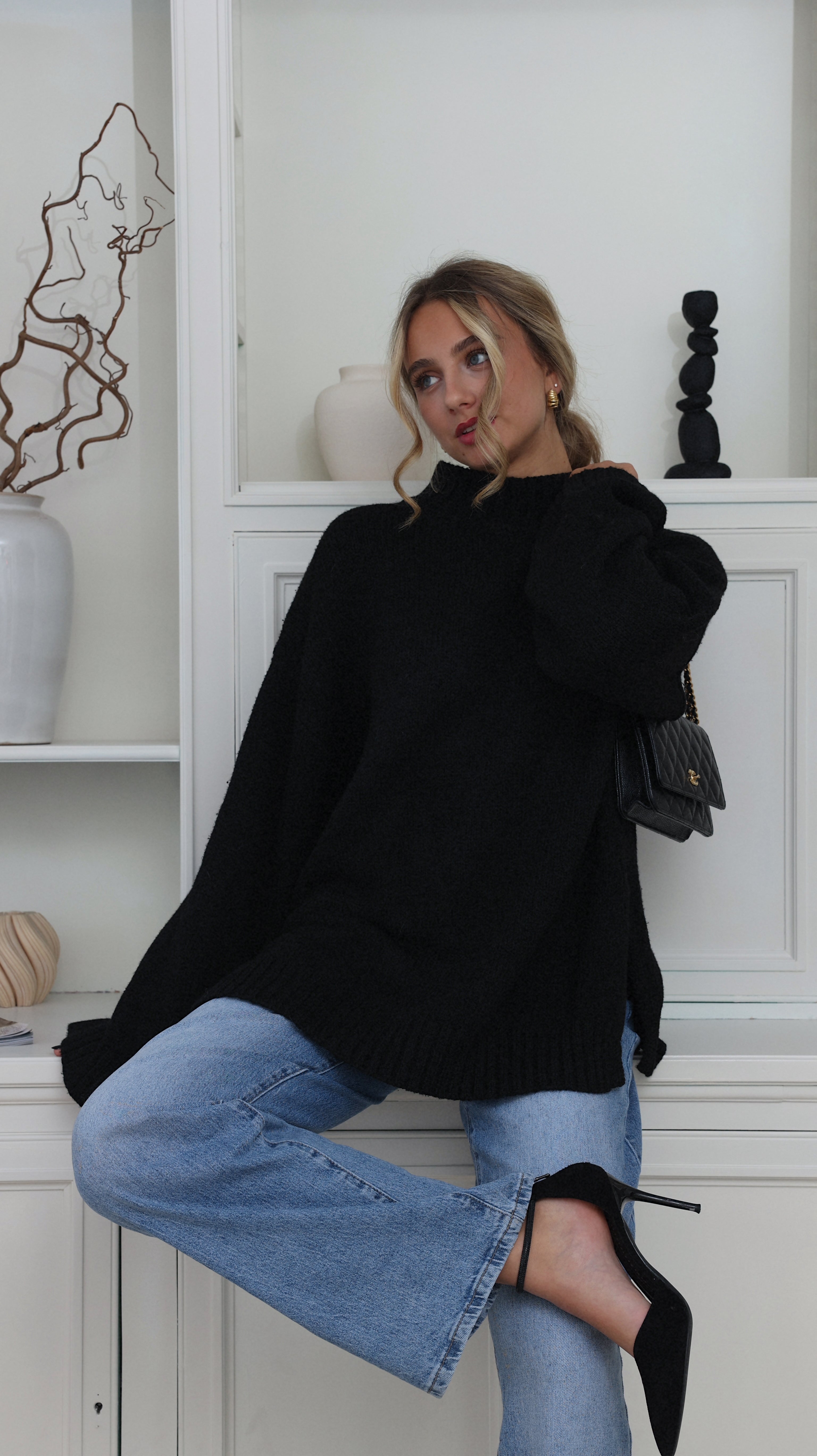 ZORA PULLOVER - BLACK