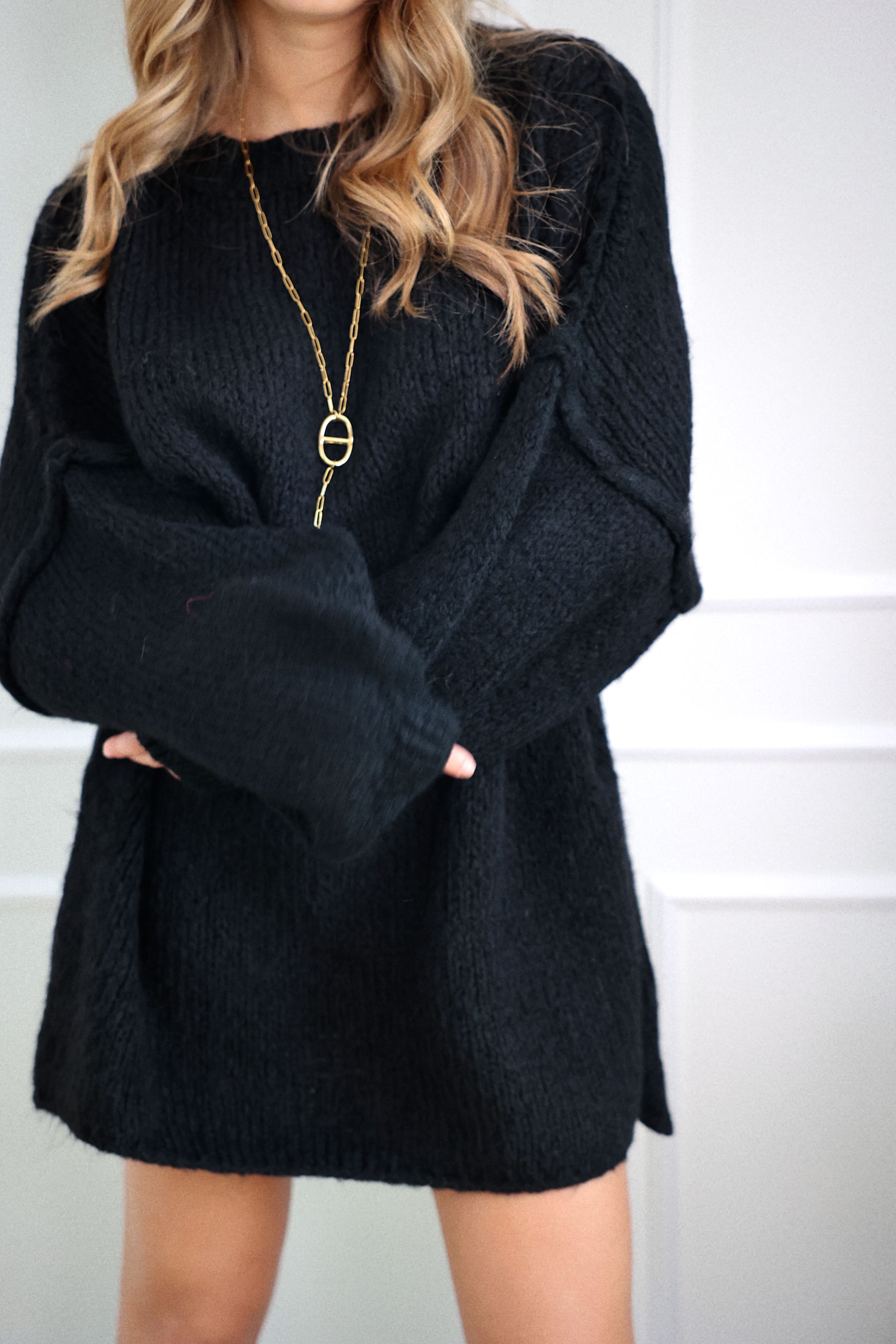 LOU SWEATER DRESS - BLACK