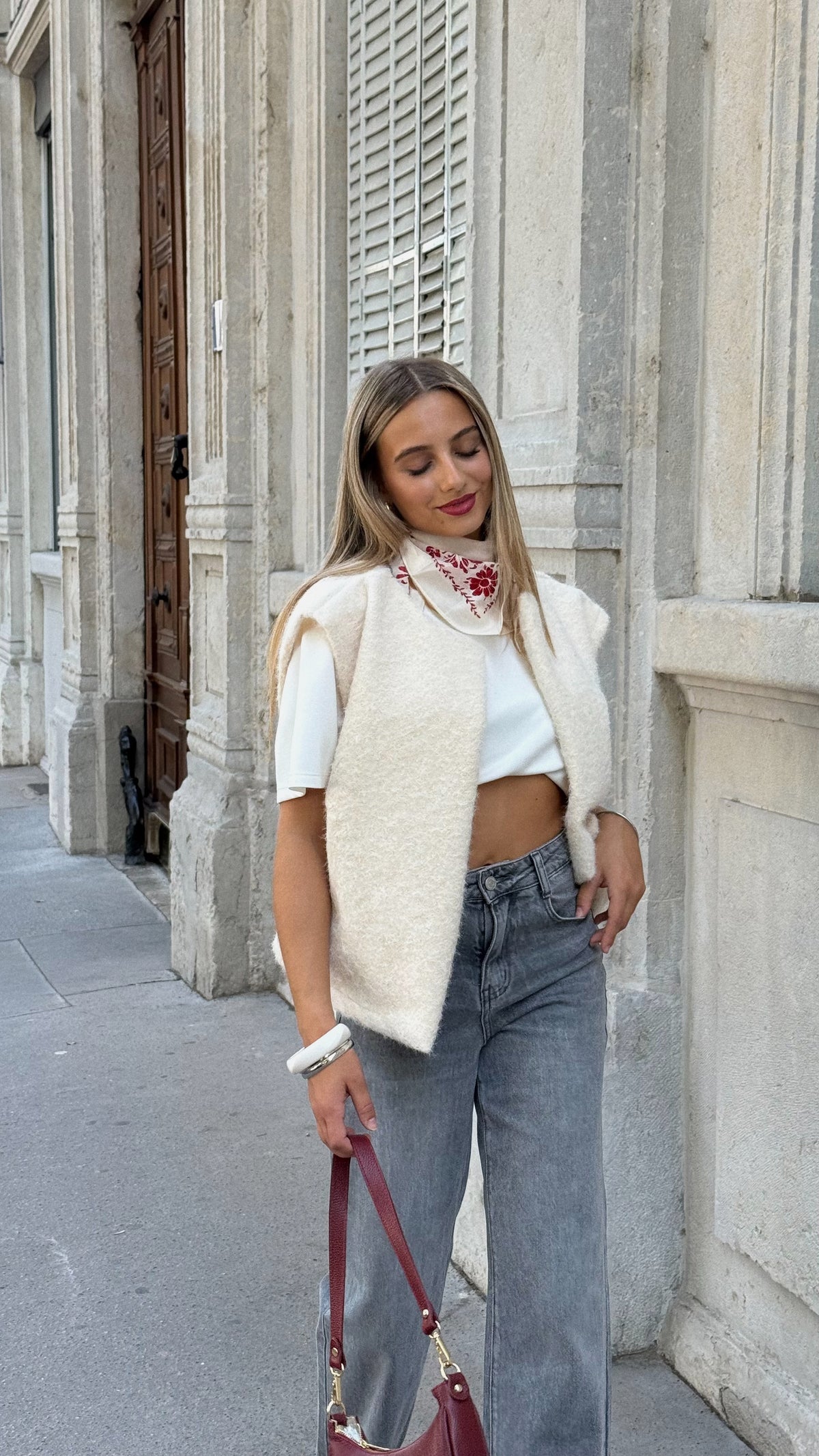ABIE SLEEVELESS JACKET - ECRU