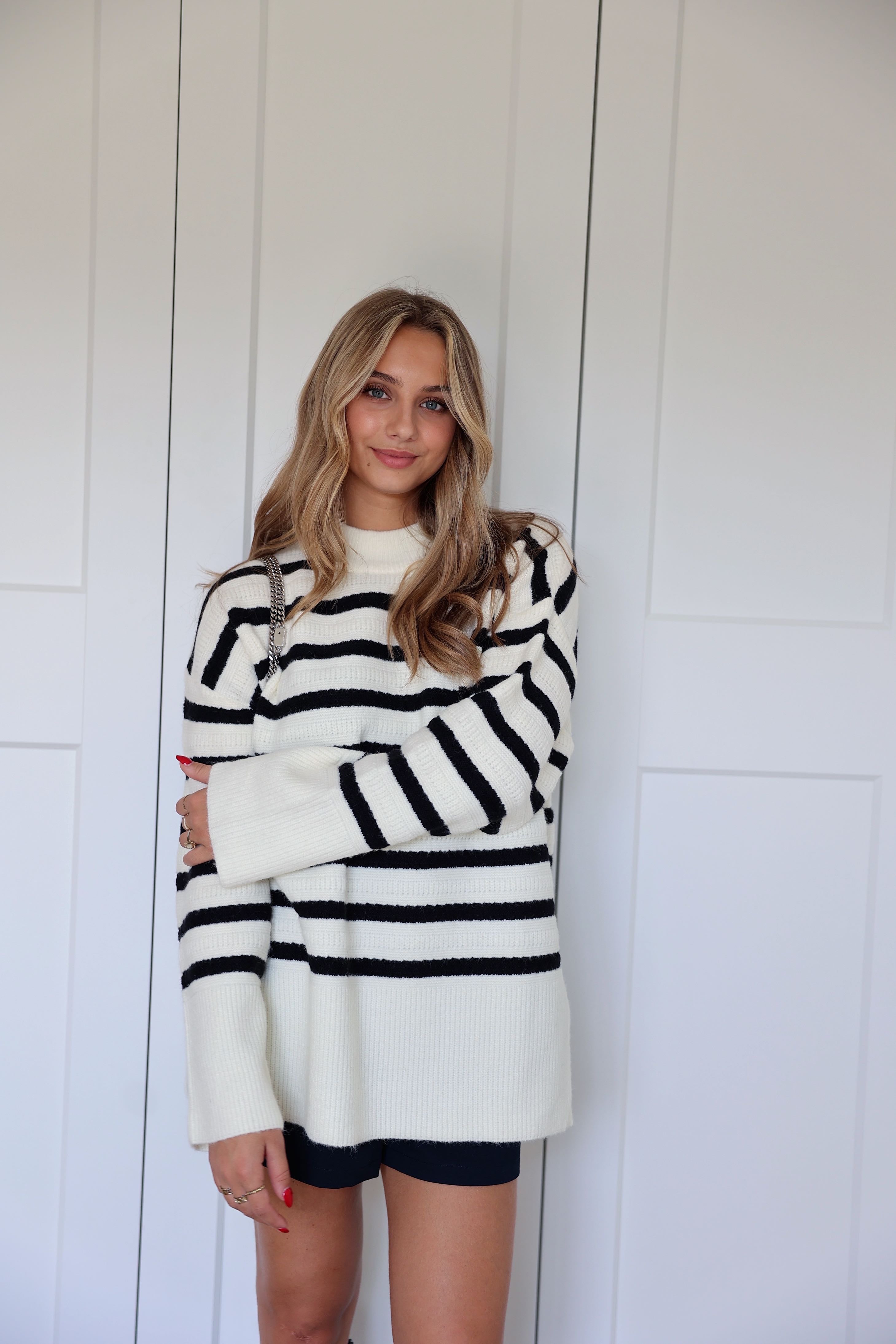 TIMA SWEATER - WHITE