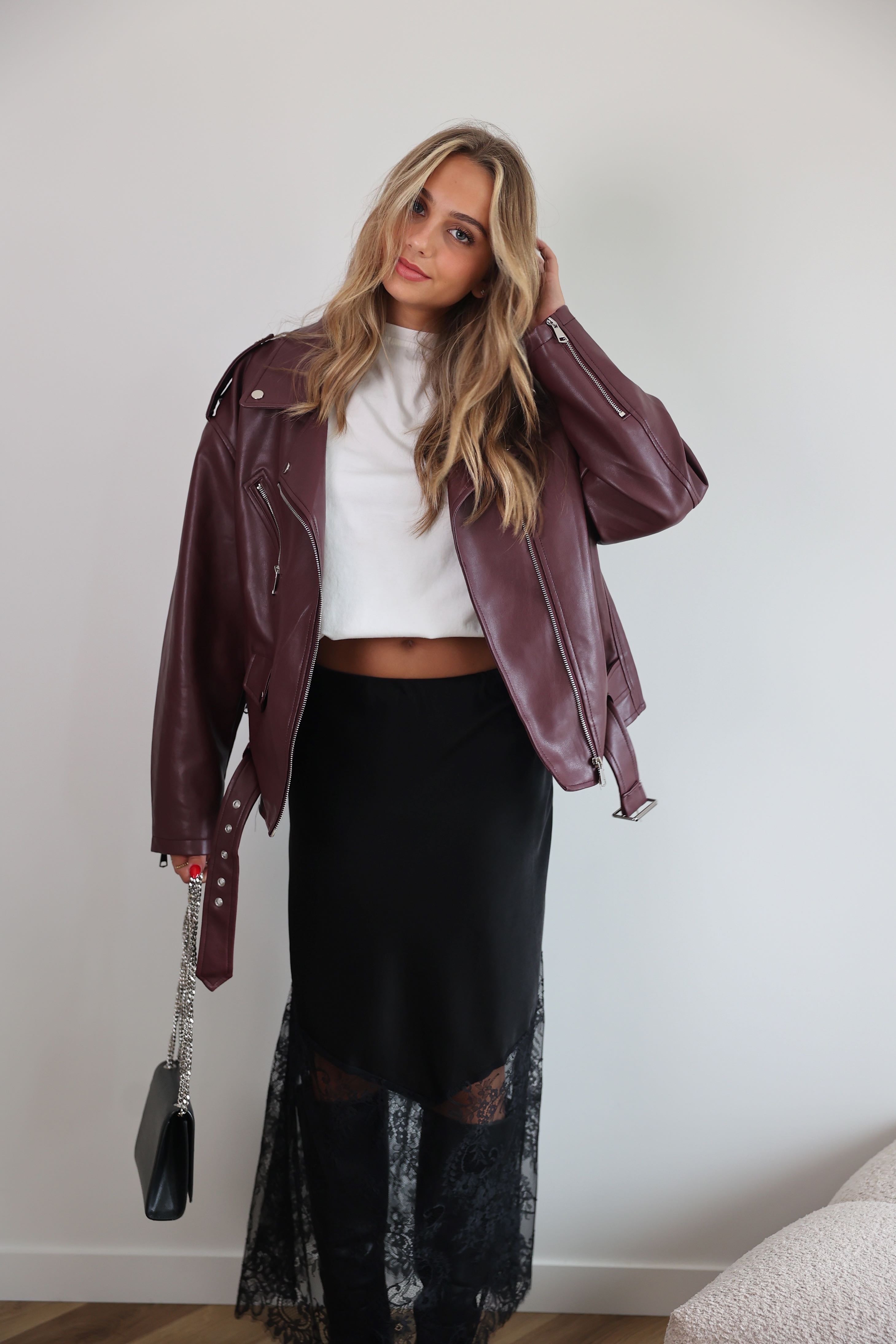 LOVIZA SKIRT - BLACK