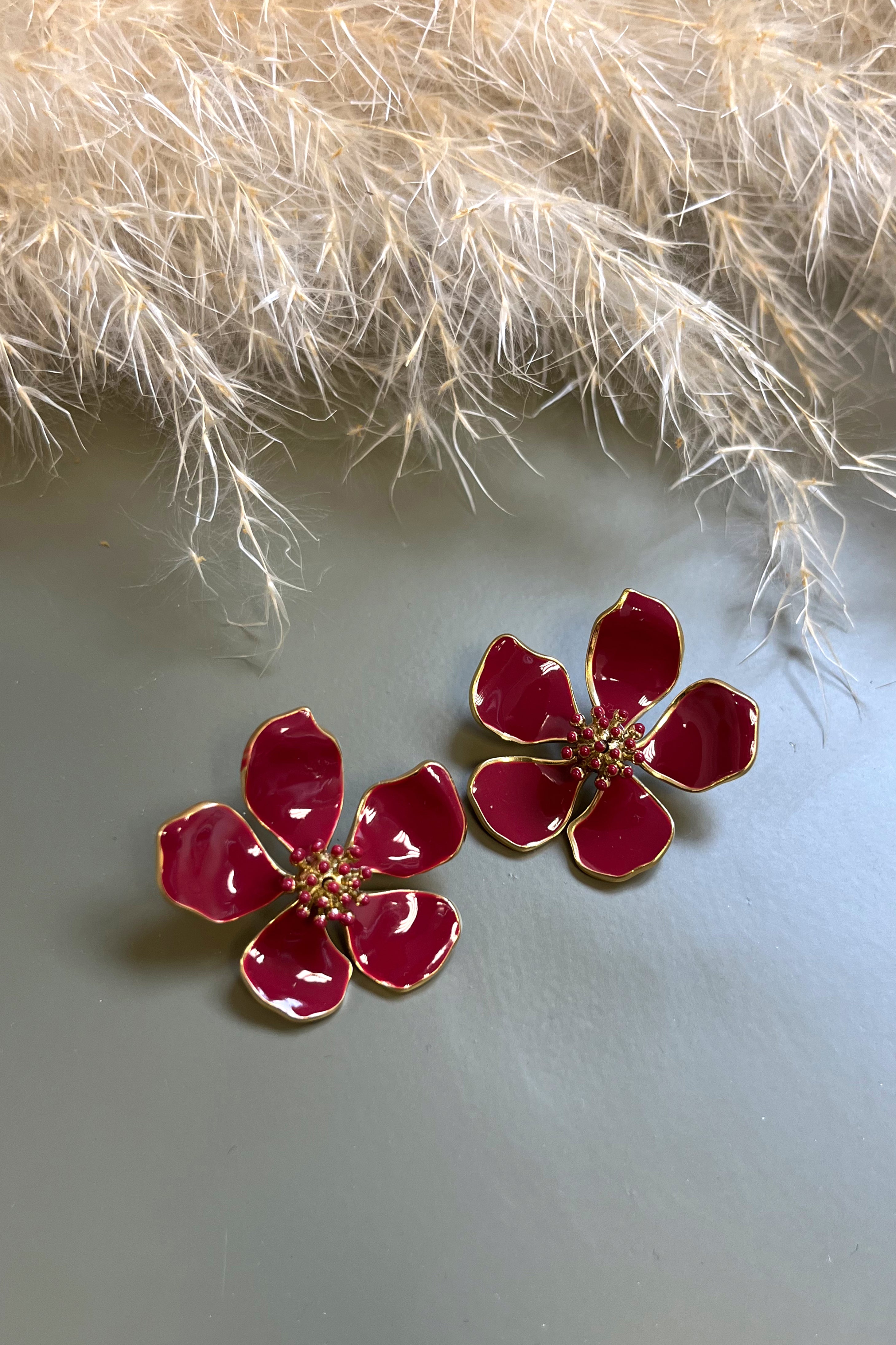 EARRINGS - BURGUNDY FLOWERS