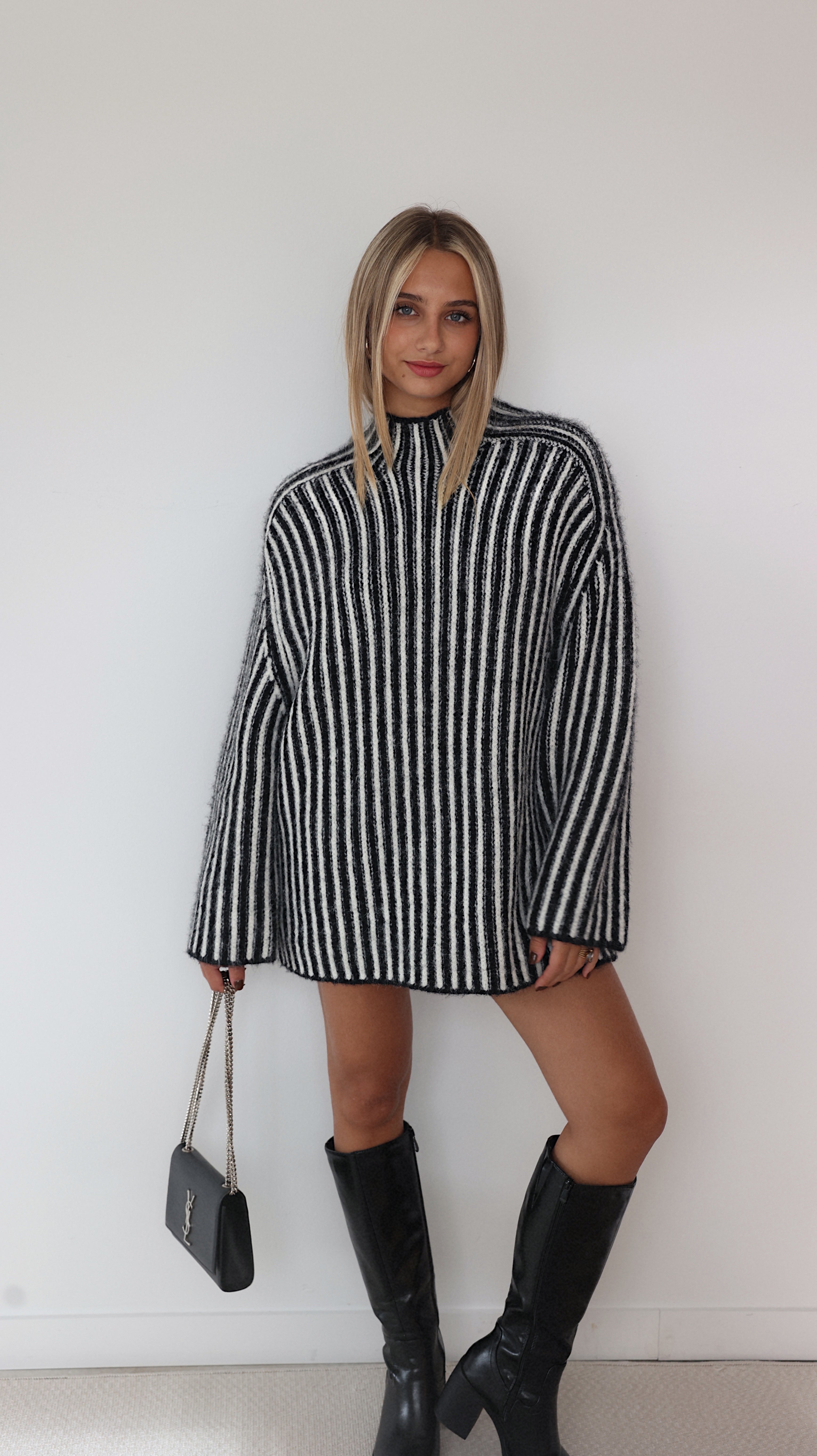 SUÉTER SIN MANGAS NOLA - CRUDO