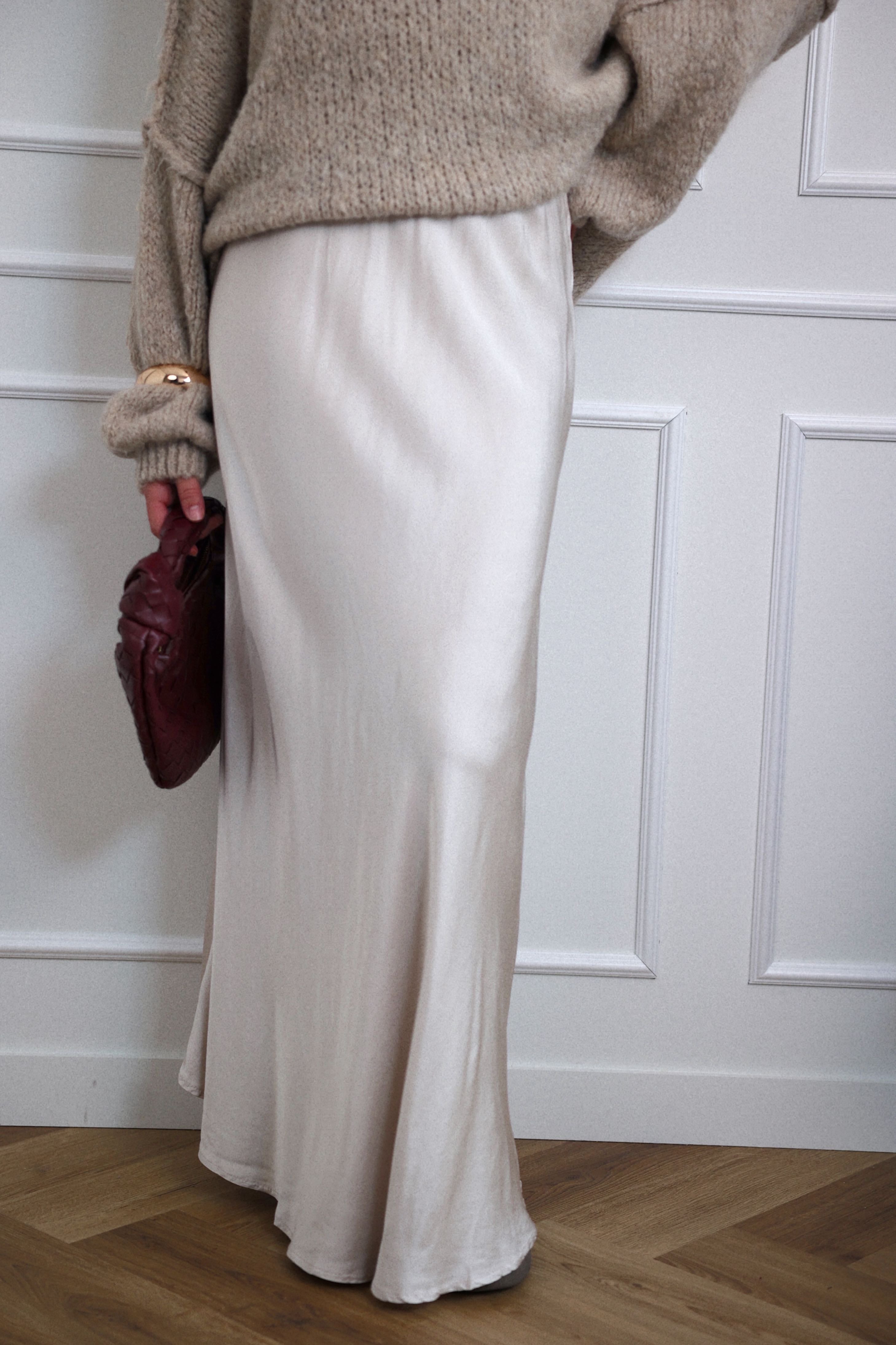 LEYNA LONG SKIRT - BEIGE