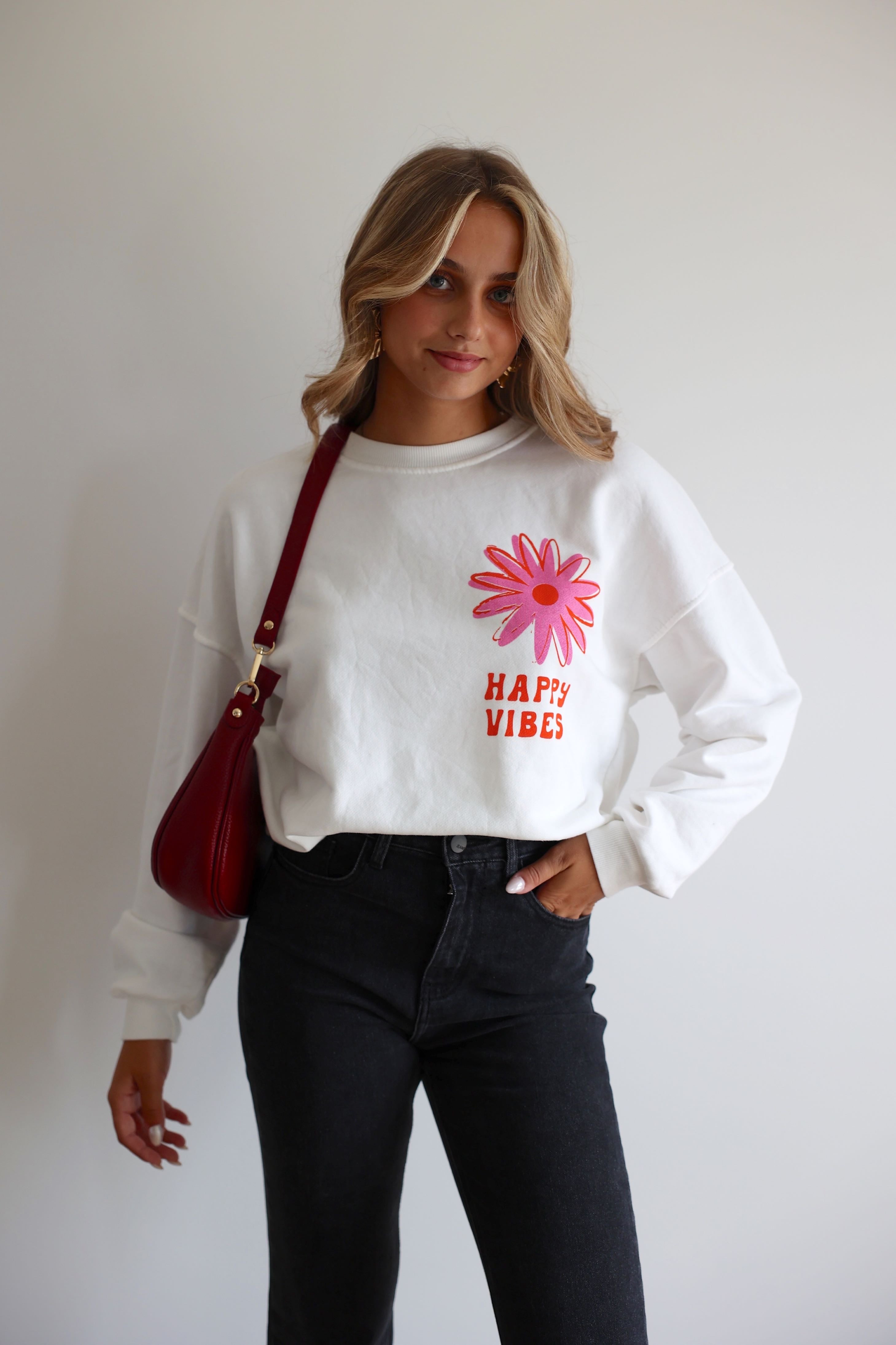 HAPPY VIBES SWEATSHIRT - WHITE