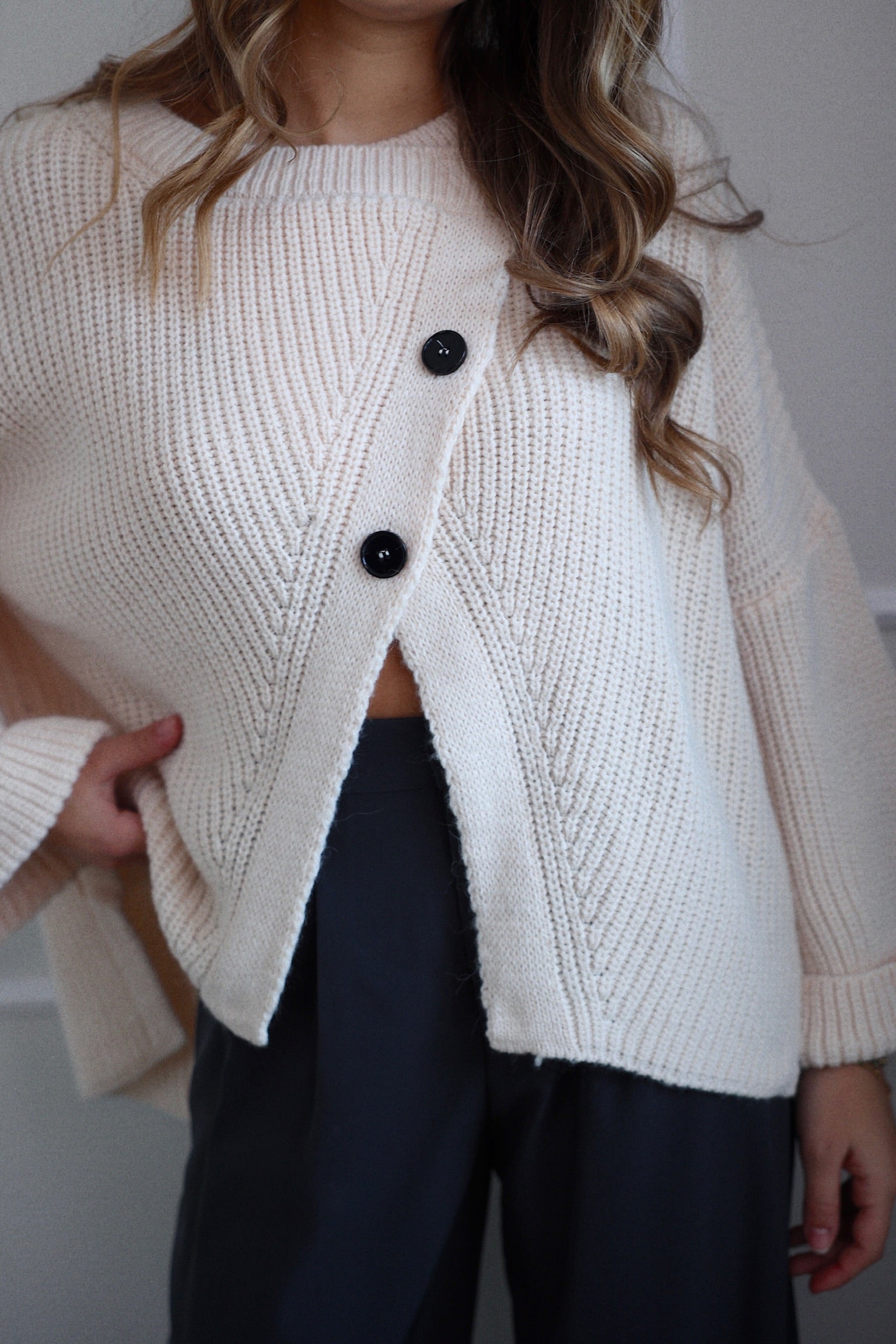 LISON SWEATER - BEIGE