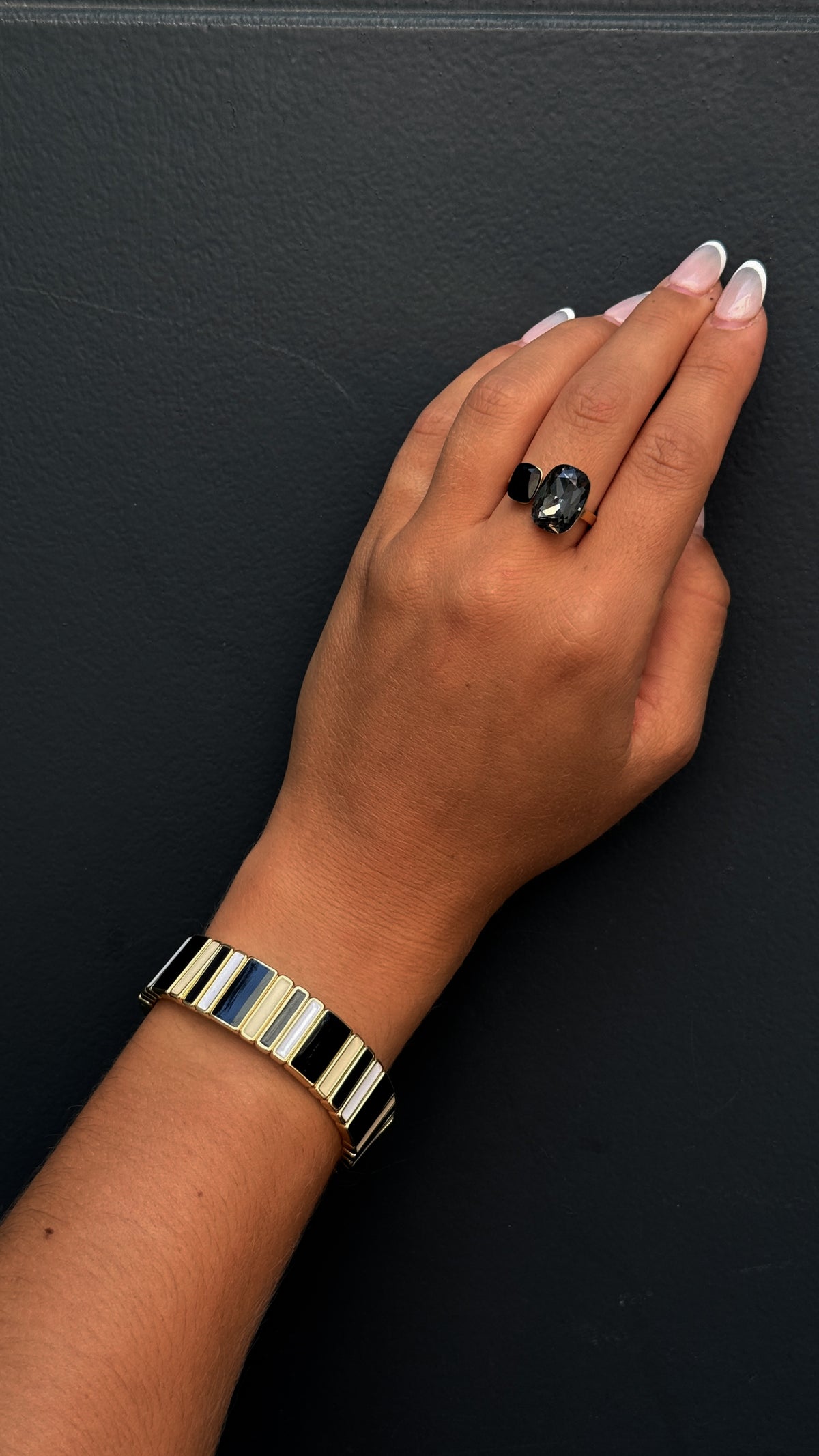 BRACELET GRAPHIQUE - NOIR
