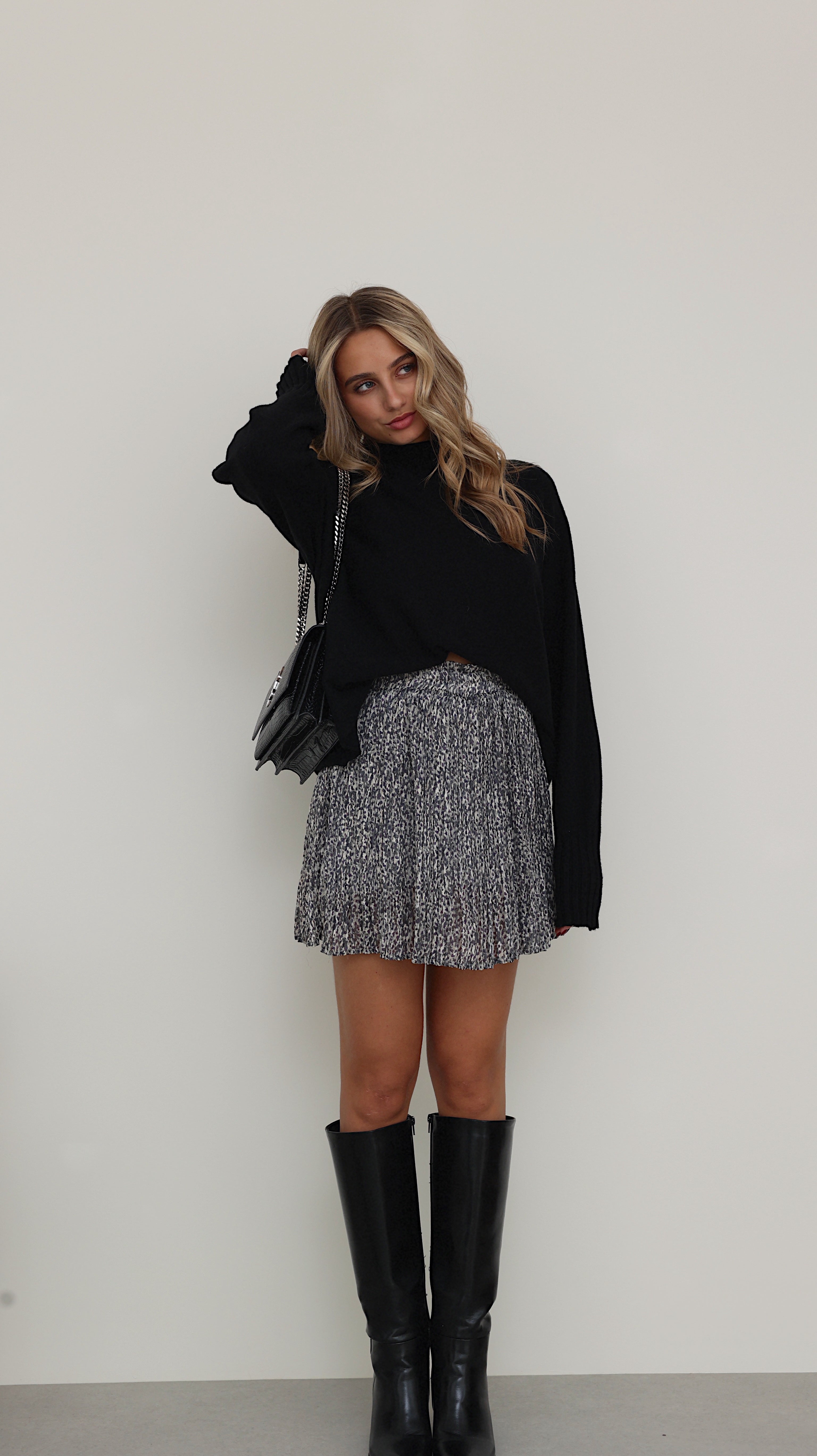 CASSANDRA SKORT-SHORTS