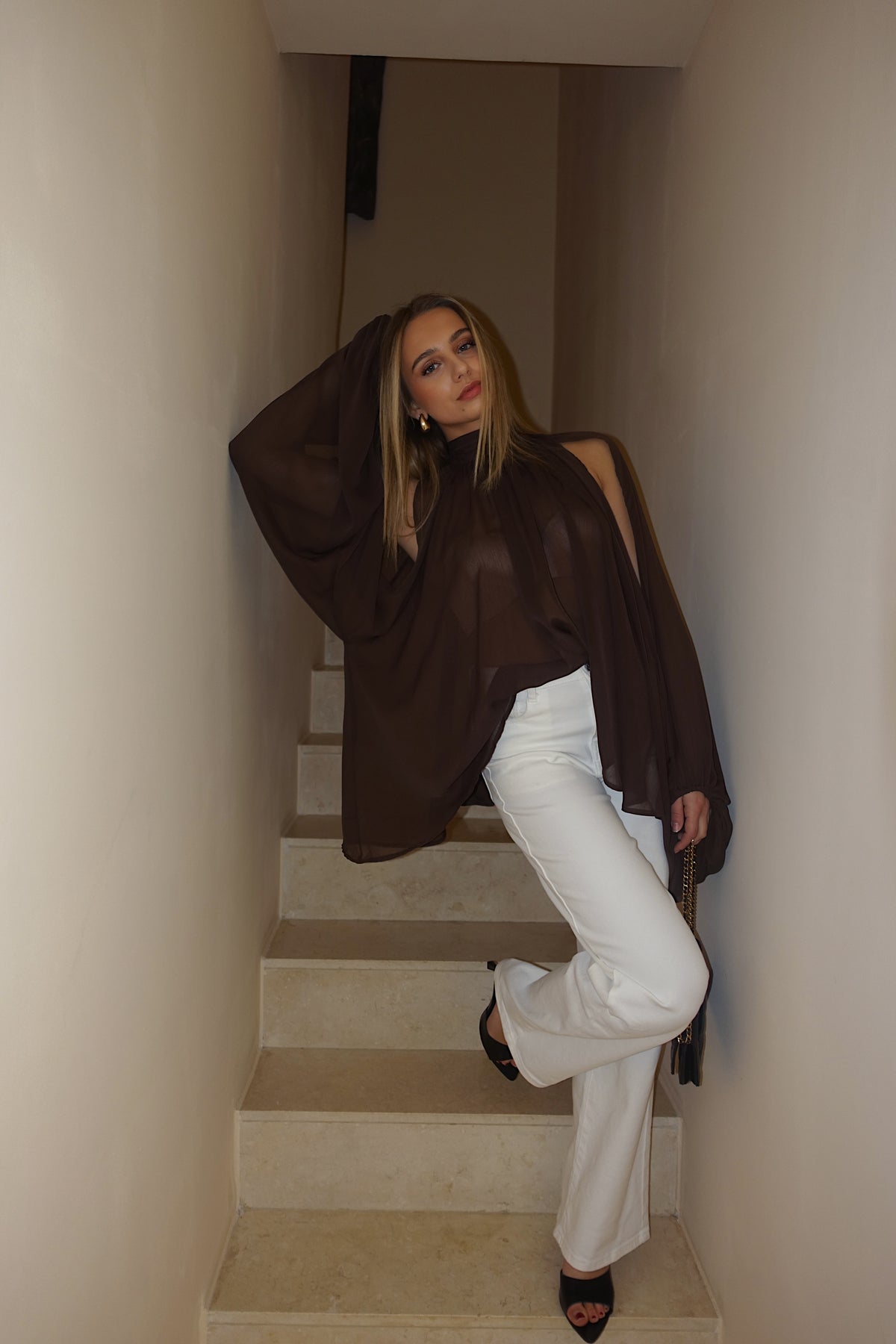 CARLA BLOUSE - CHOCOLATE