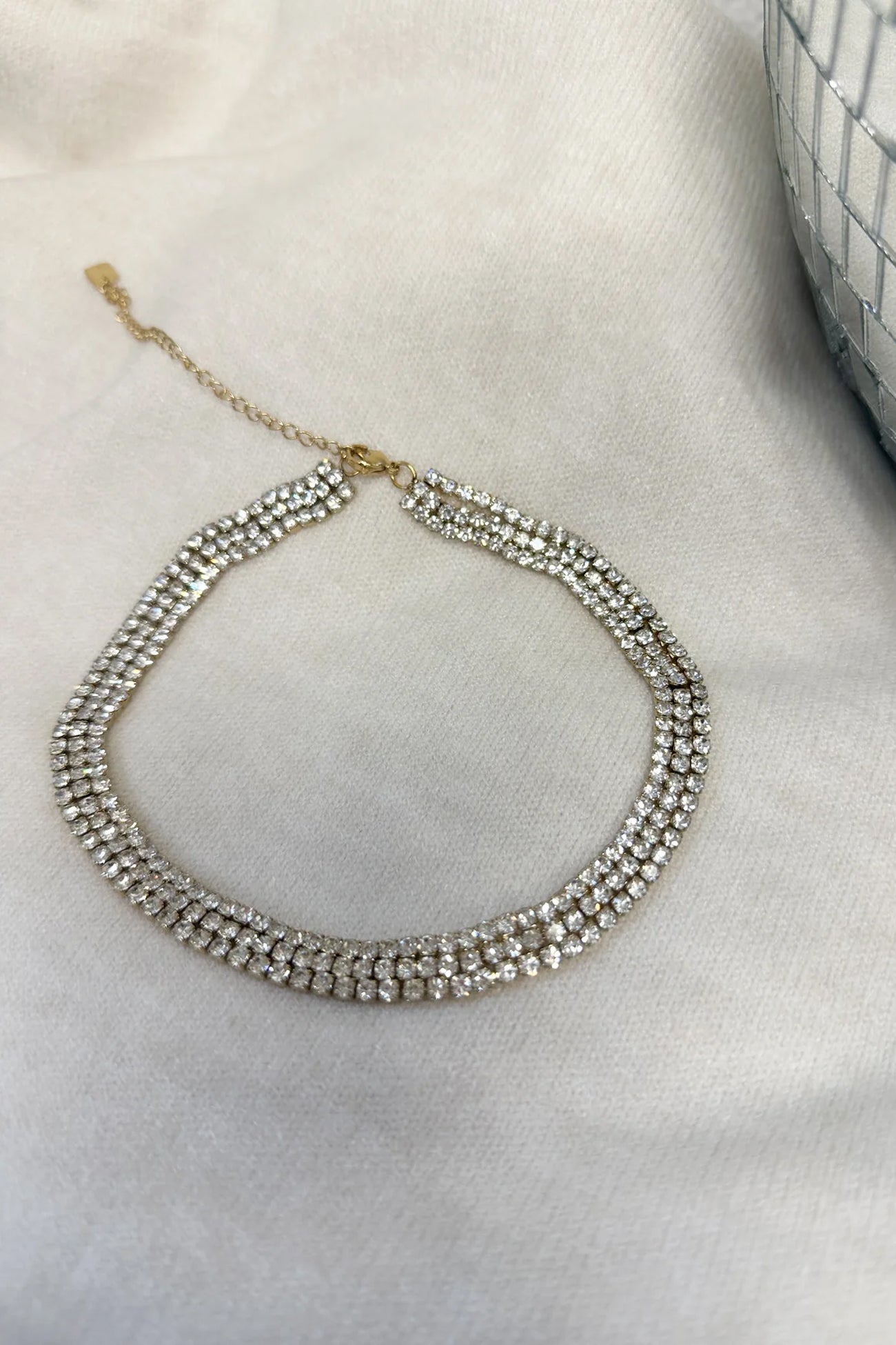 GOLD RHINESTONE NECKLACE